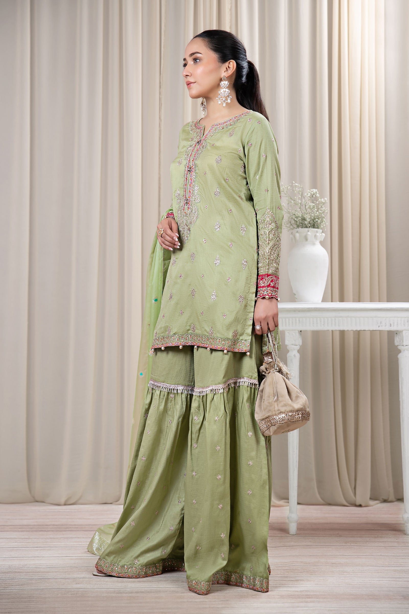 3 Piece Embroidered Lawn Suit