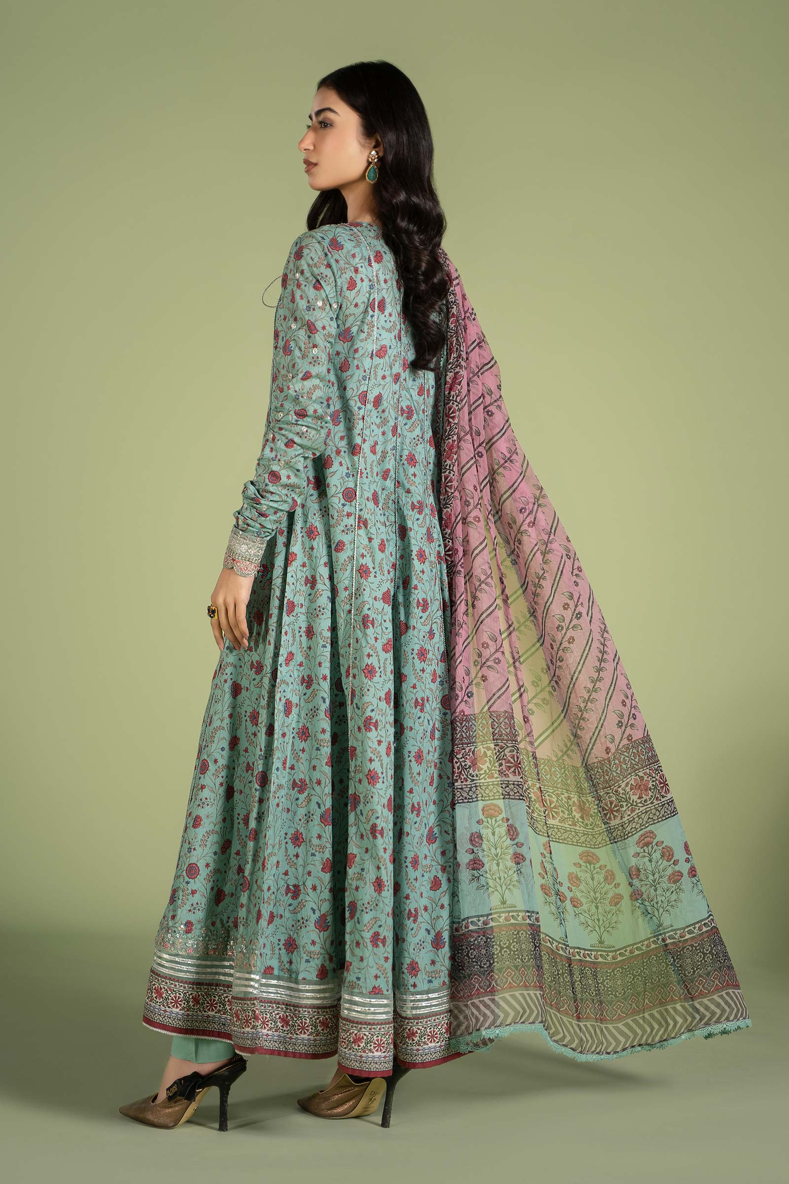 3 Piece Embroidered Lawn Suit