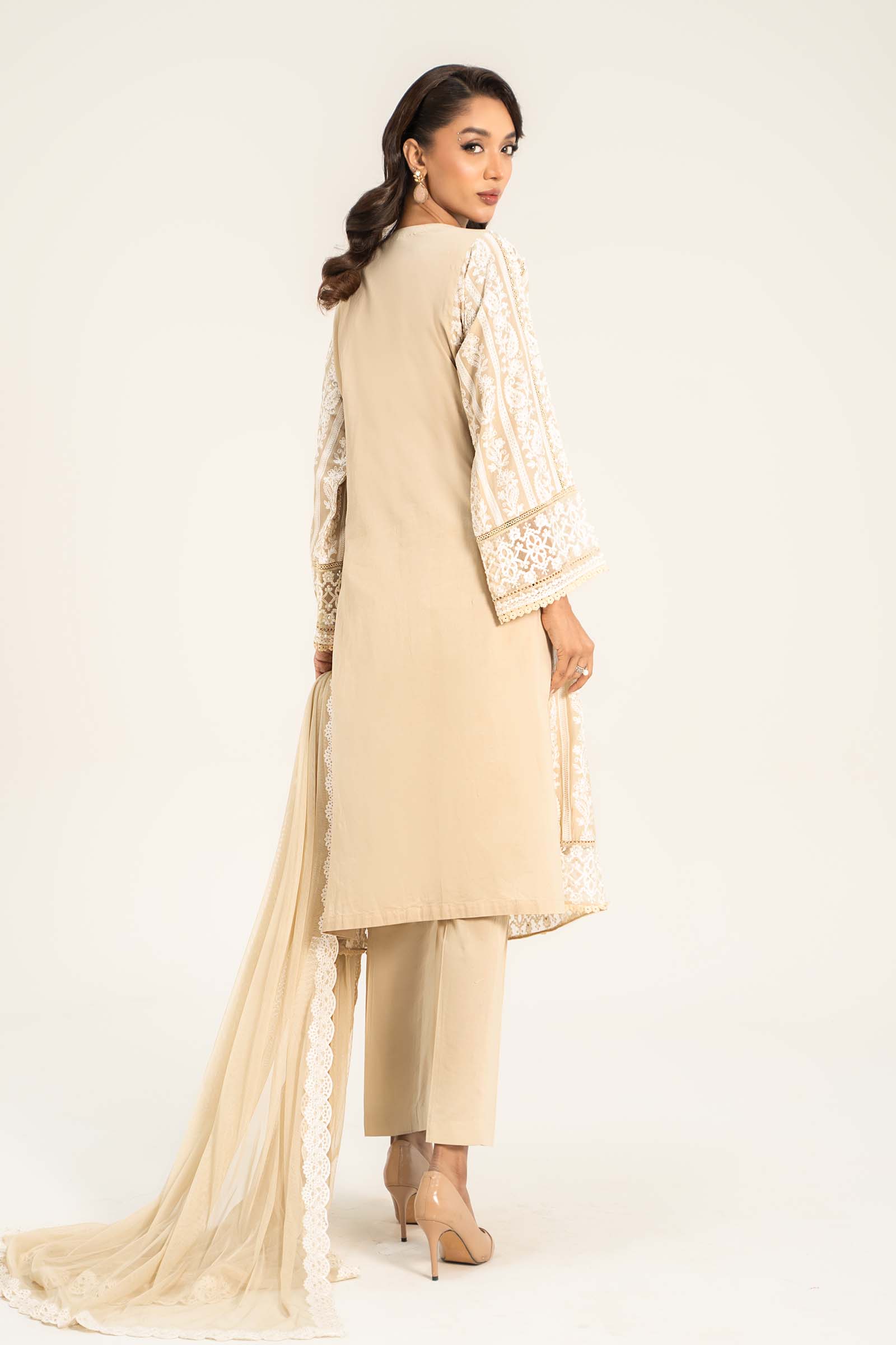 3 Piece Embroidered Lawn Suit