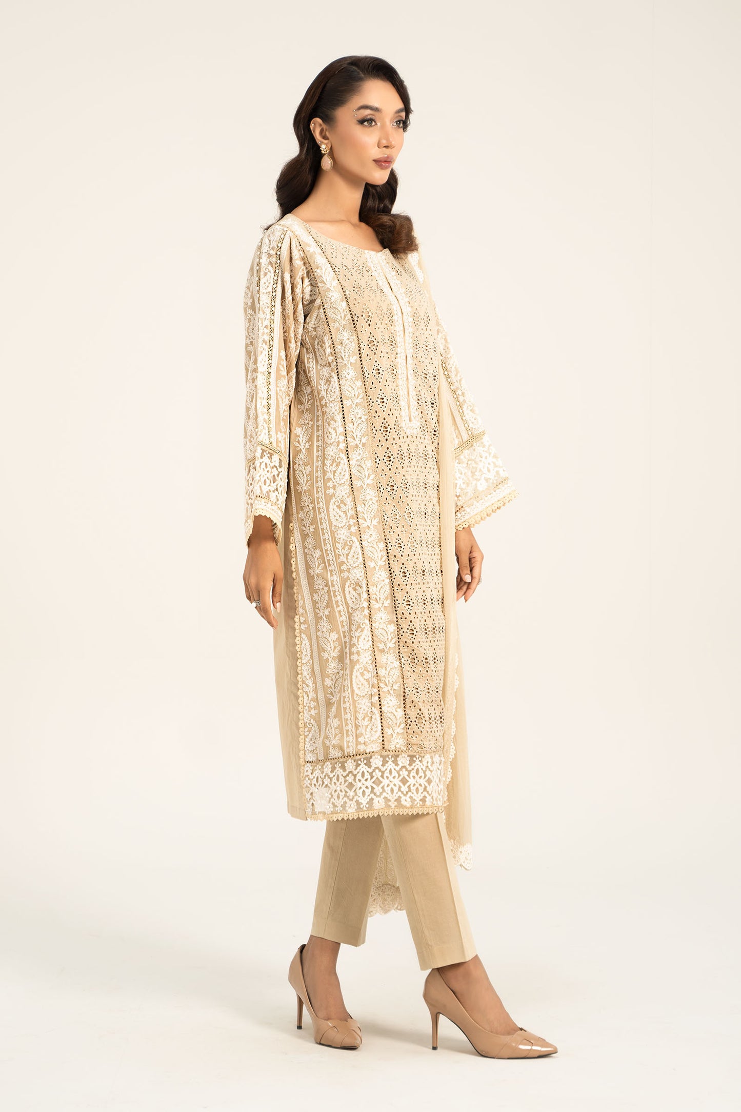 3 Piece Embroidered Lawn Suit