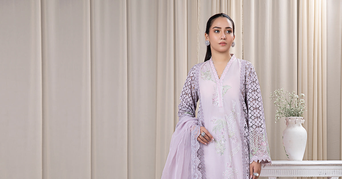 3 Piece Embroidered Lawn Suit