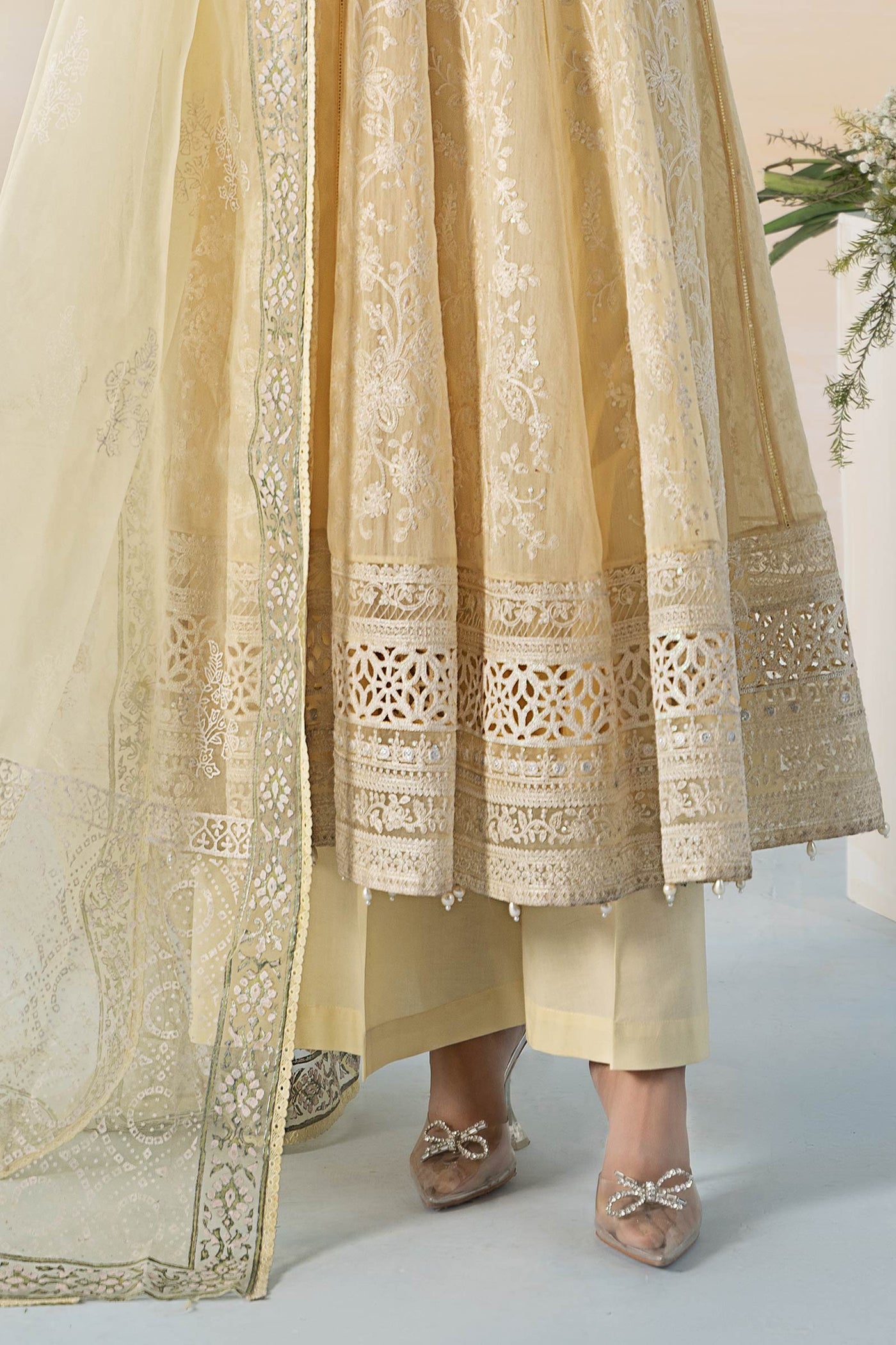 3 Piece Embroidered Lawn Suit | DW-EF24-06