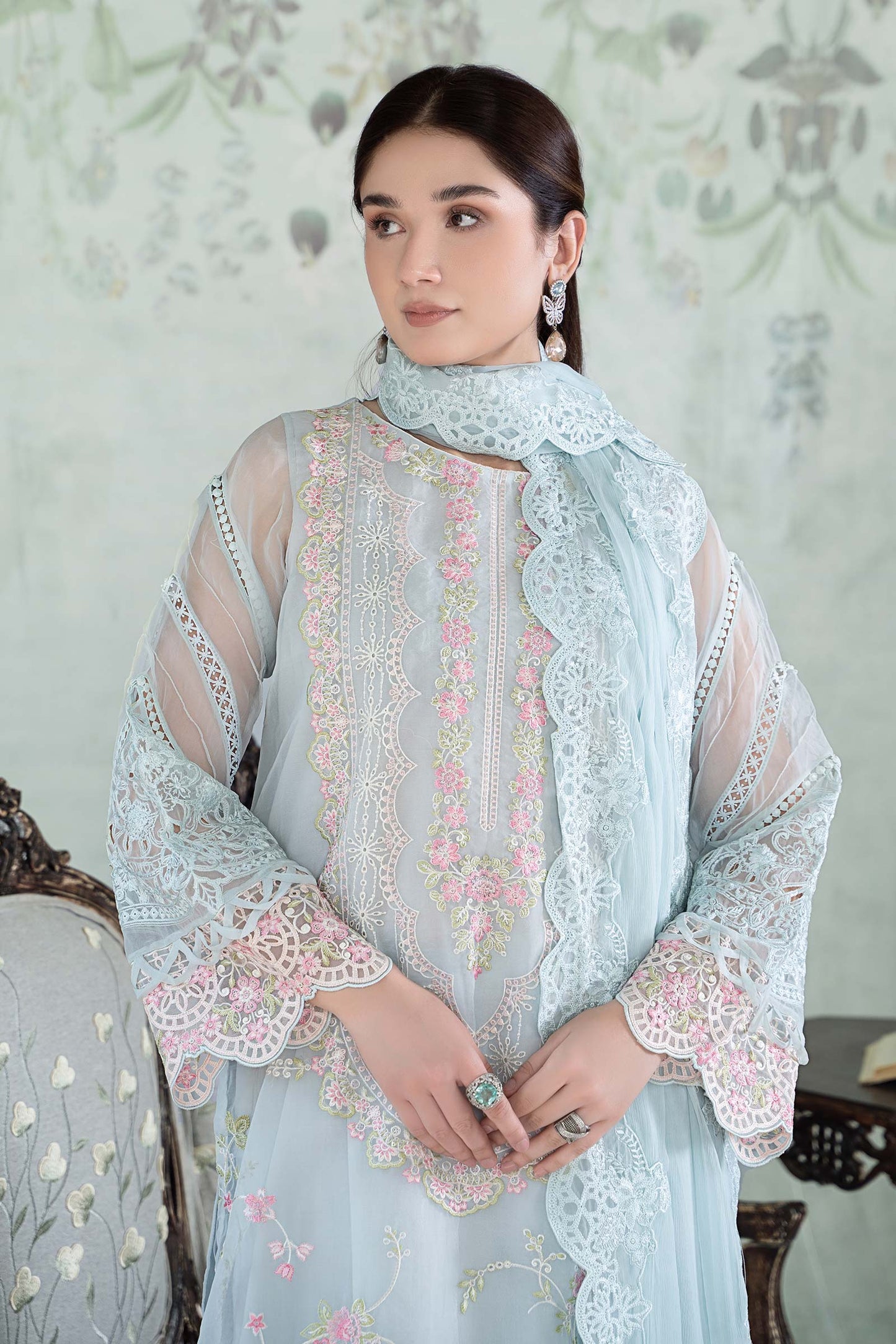 3 Piece Embroidered Lawn Suit