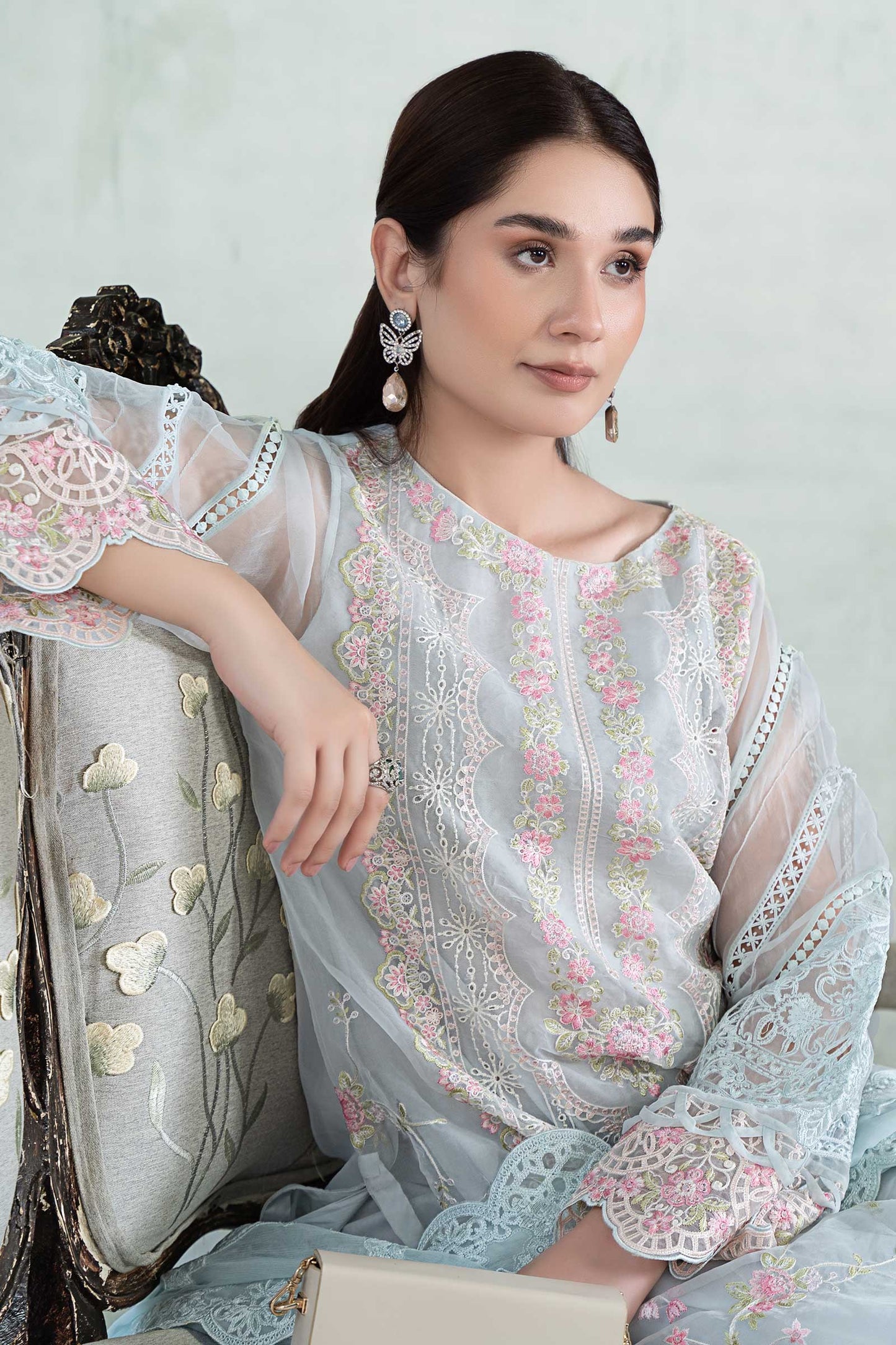 3 Piece Embroidered Lawn Suit