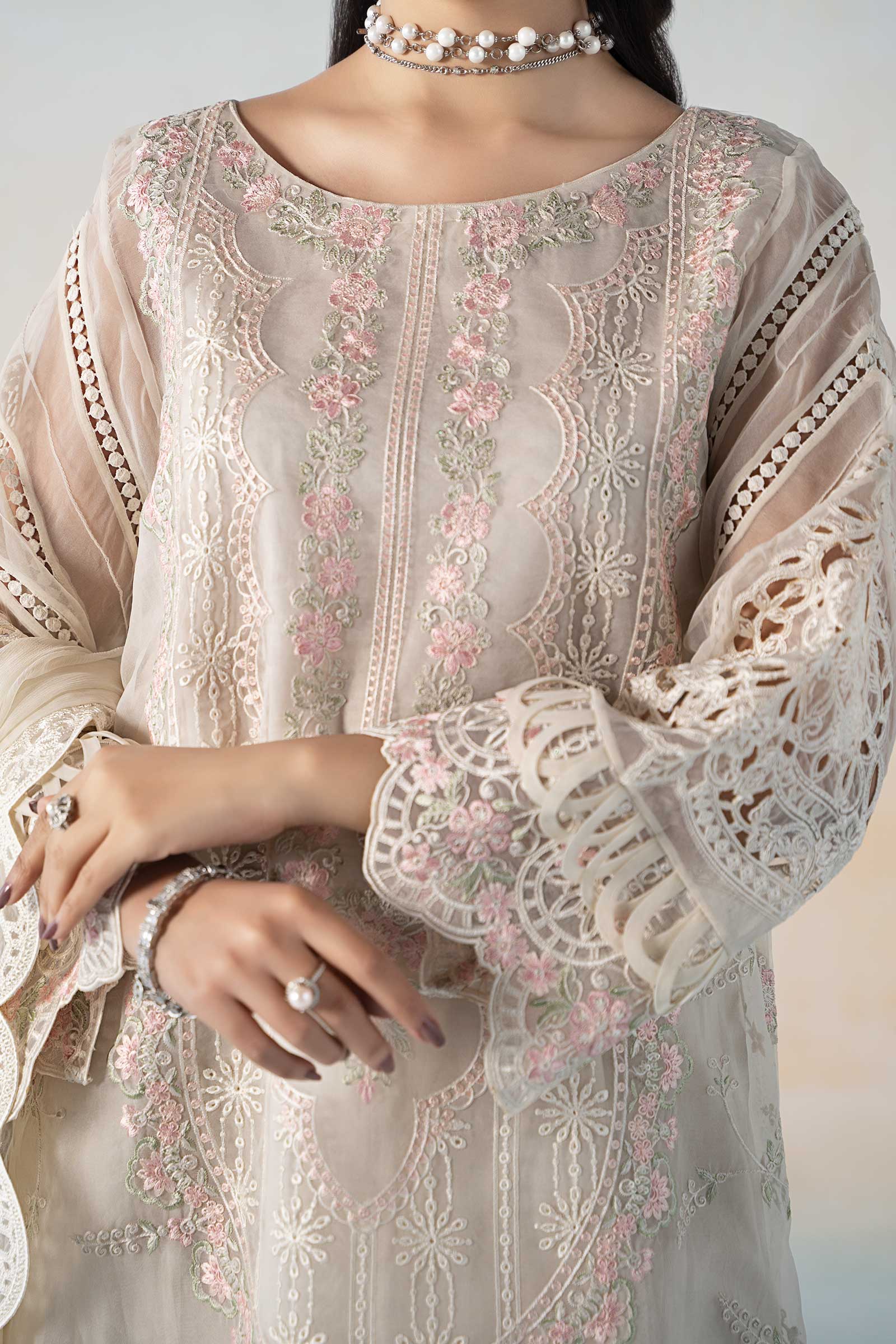 3 Piece Embroidered Lawn Suit