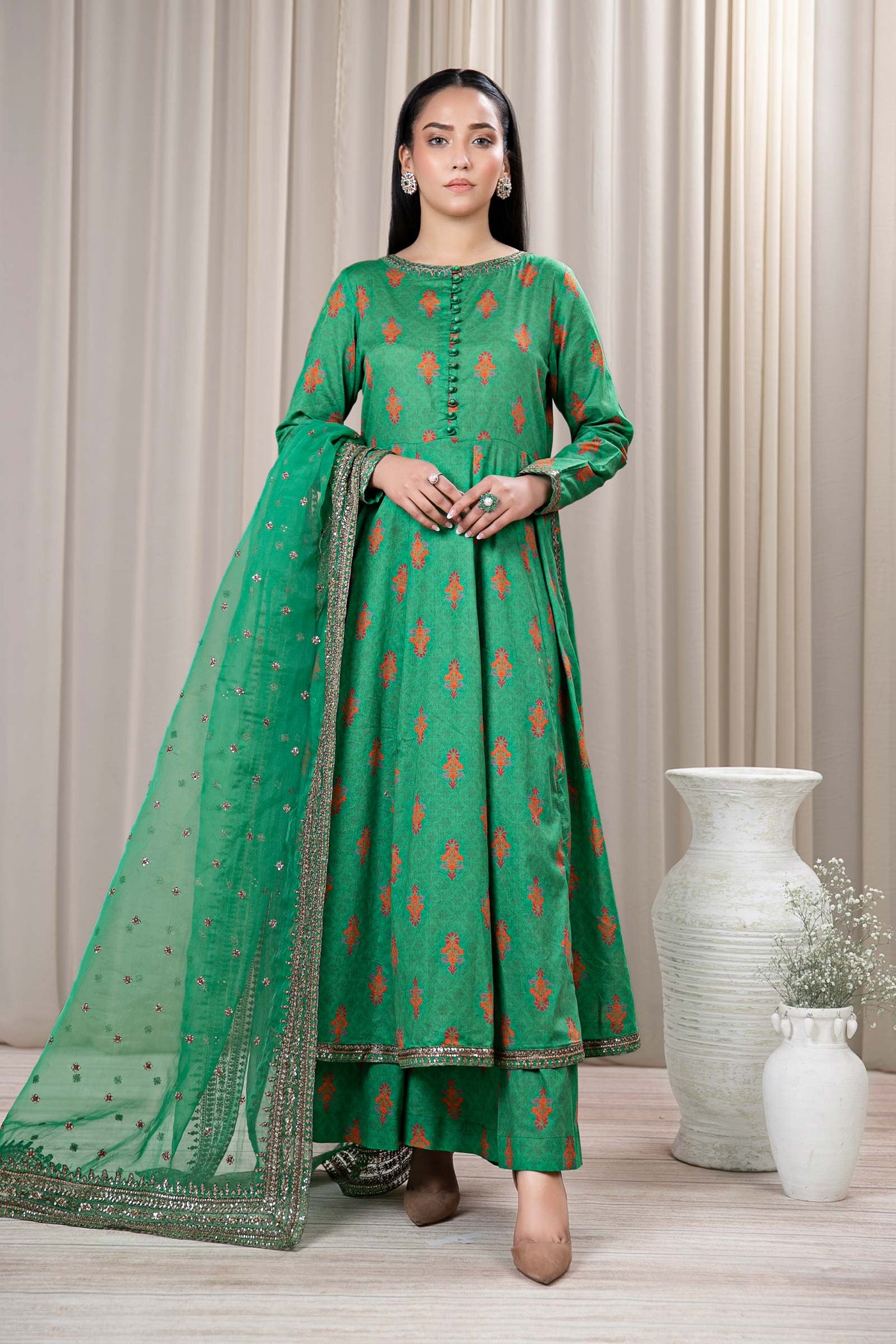 3 Piece Embroidered Lawn Suit