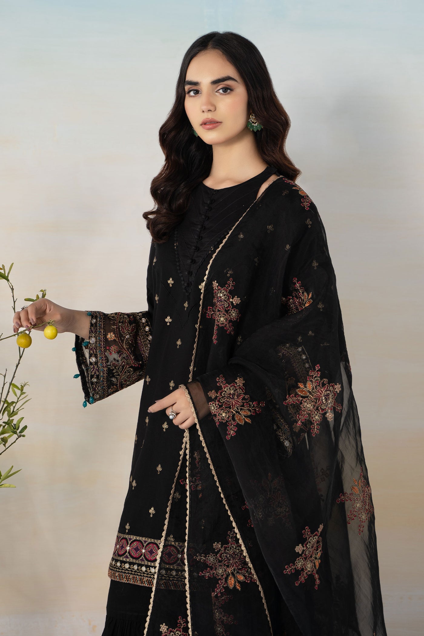 3 Piece Embroidered Jacquard Suit