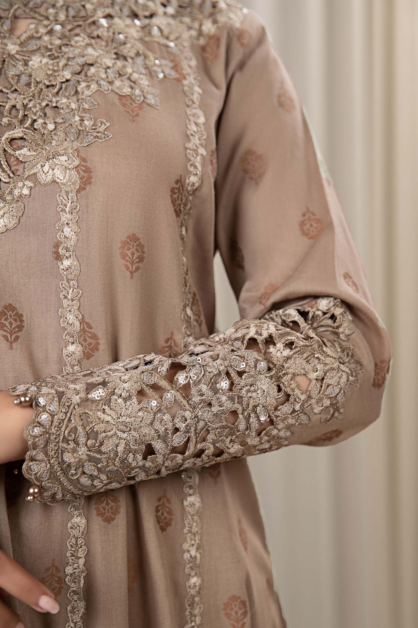 3 PIECE EMBROIDERED JACQUARD BROSHIA SUIT | DW-EF24-35