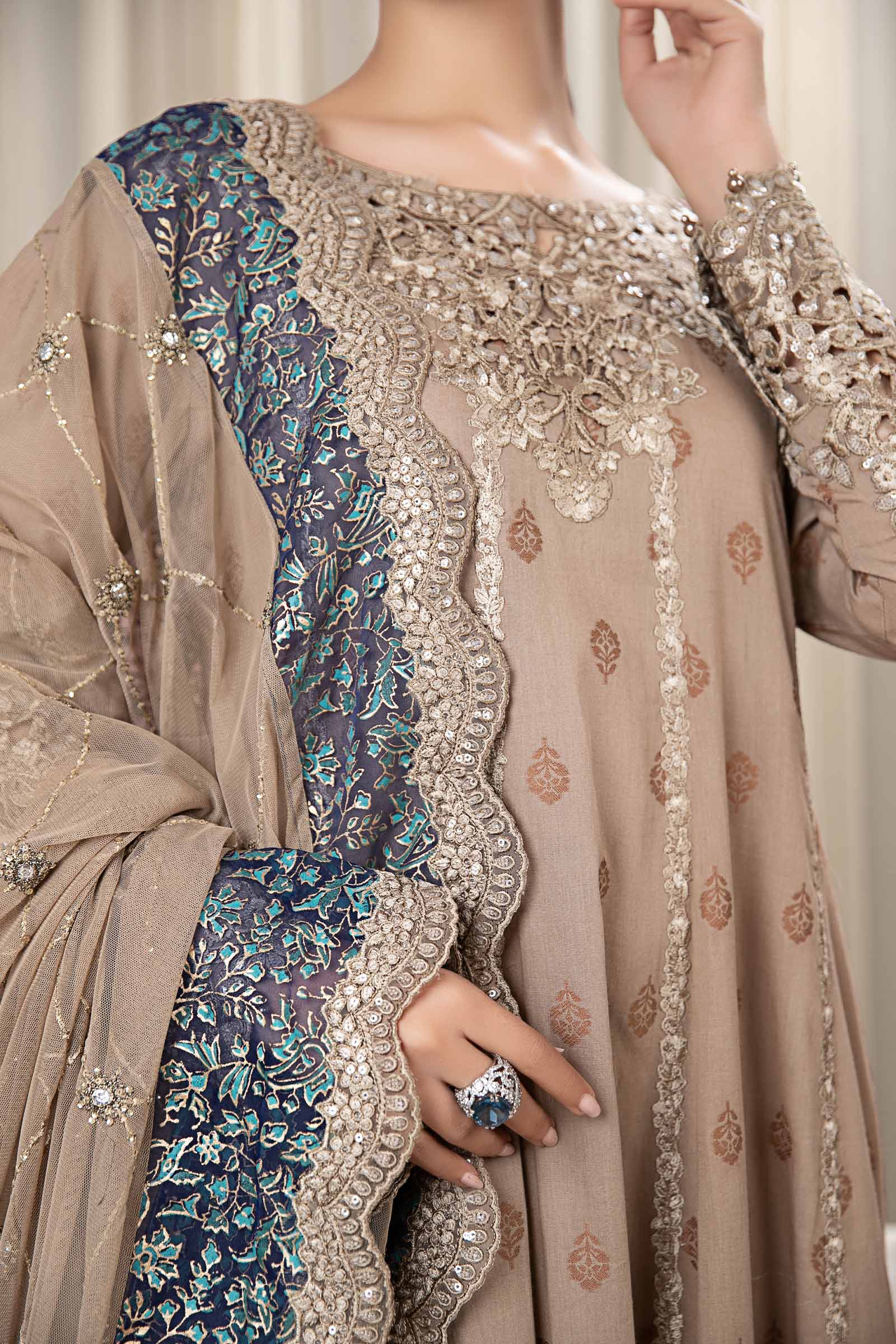 3 Piece Embroidered Jacquard Broshia Suit