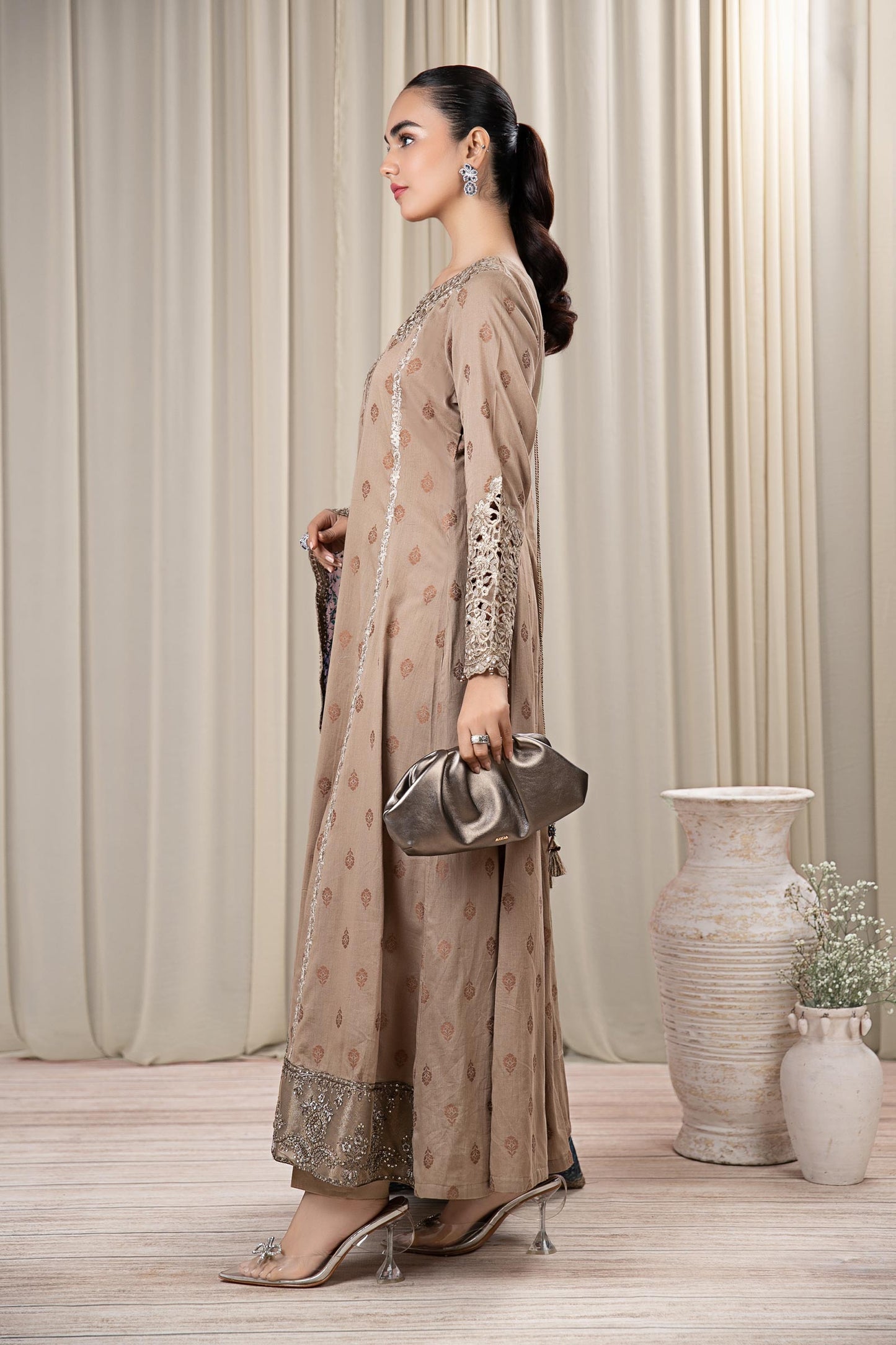 3 Piece Embroidered Jacquard Broshia Suit