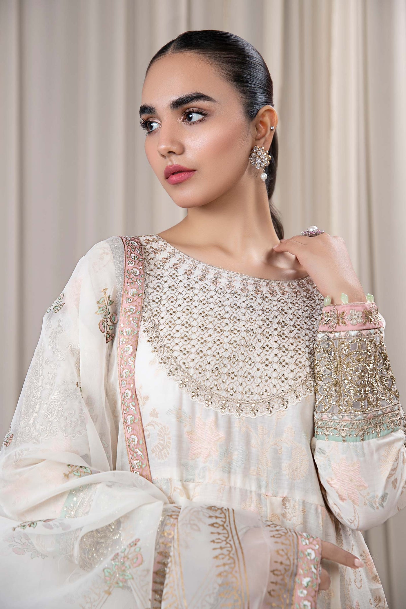 3 Piece Embroidered Jacquard Broshia Suit