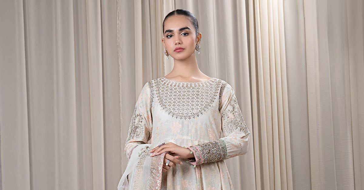 3 Piece Embroidered Jacquard Broshia Suit