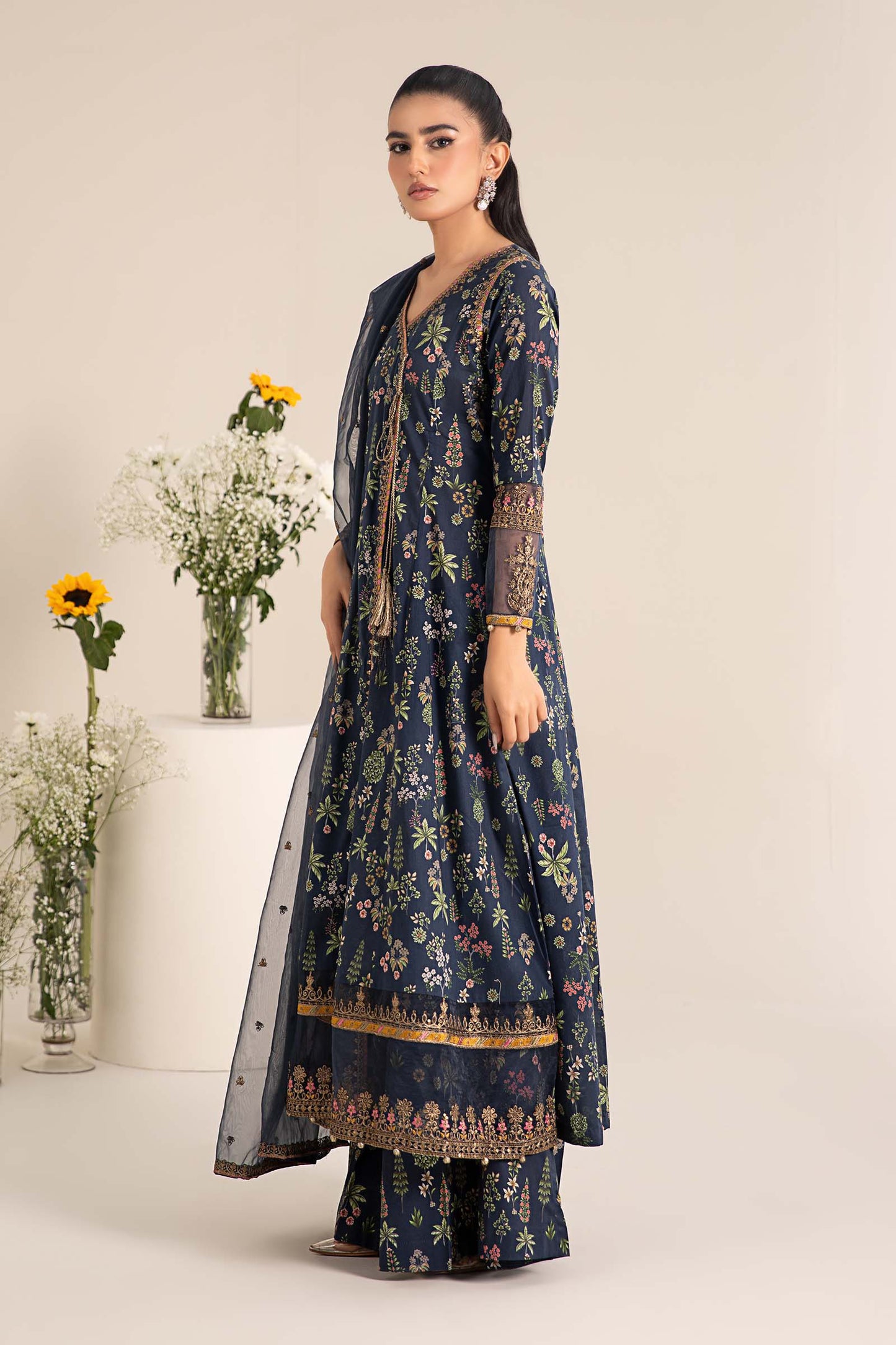 3 Piece Embroidered Lawn Suit