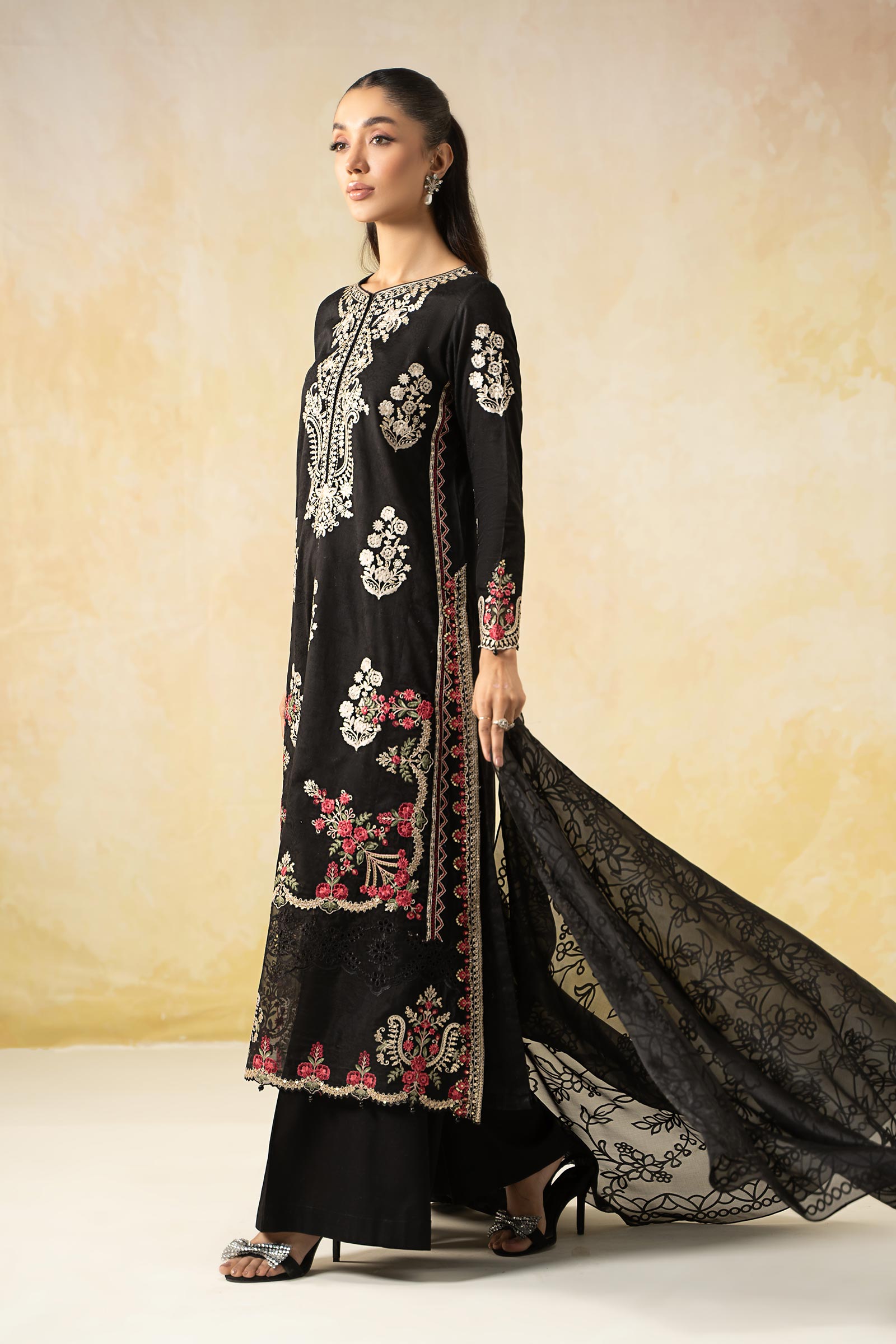 3 Piece Embroidered Self Jacquard Lawn Suit