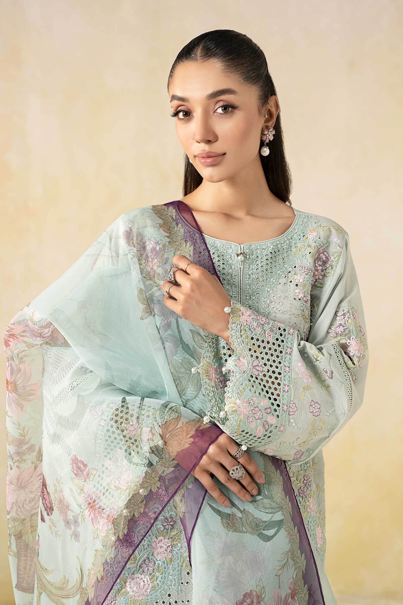 3 Piece Embroidered Lawn Suit