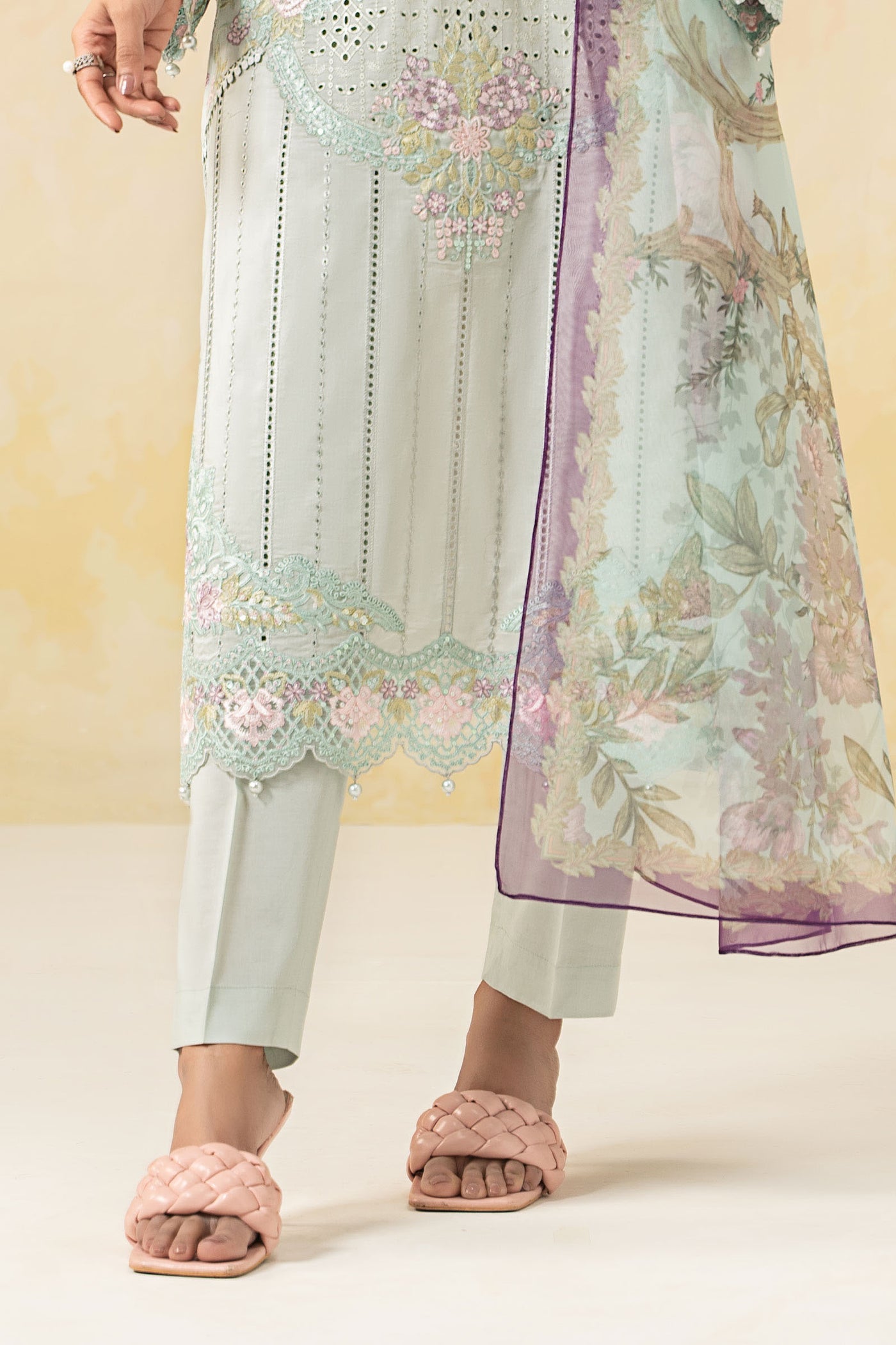 3 Piece Embroidered Lawn Suit