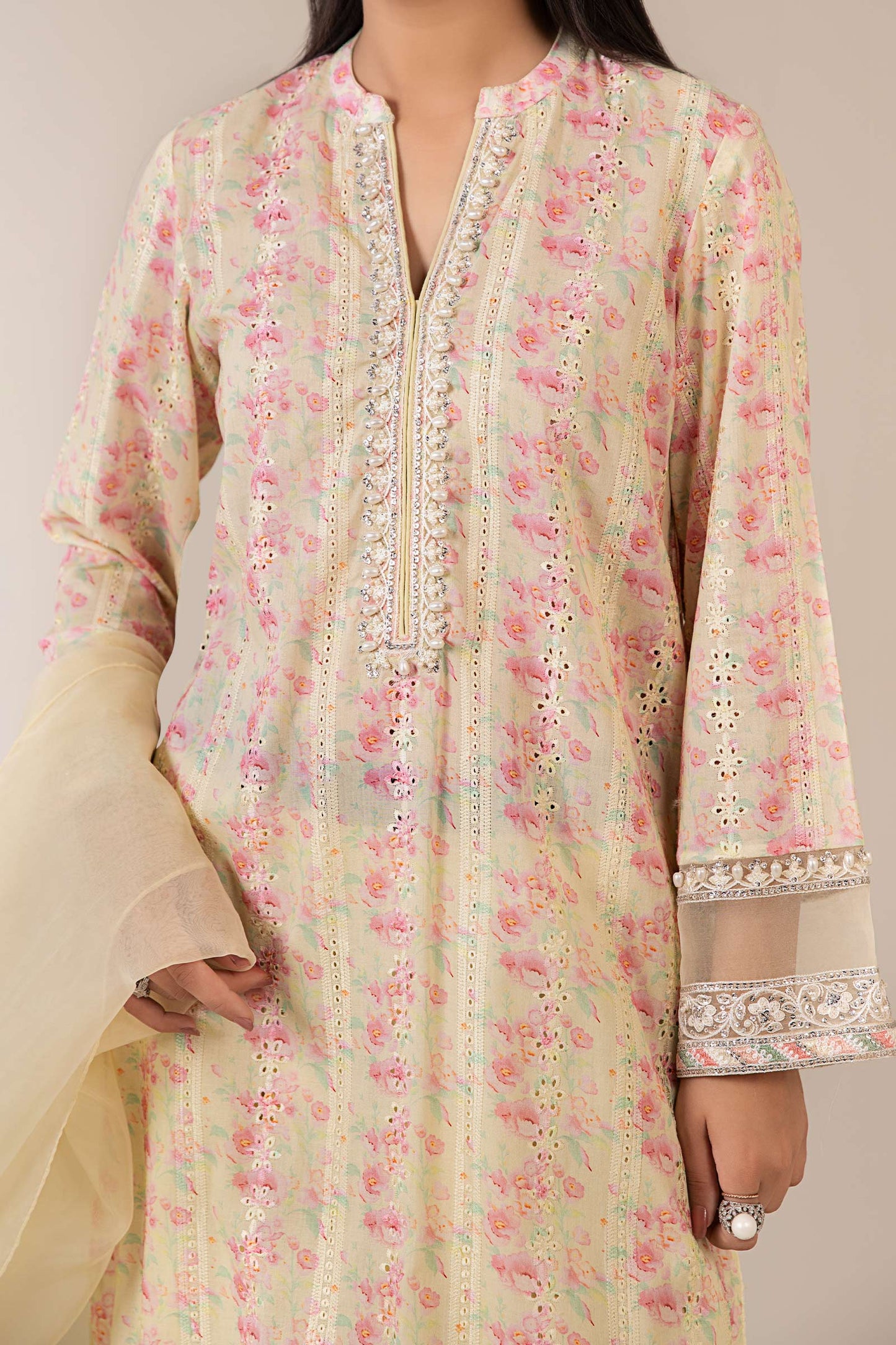 3 Piece Embroidered Lawn Suit