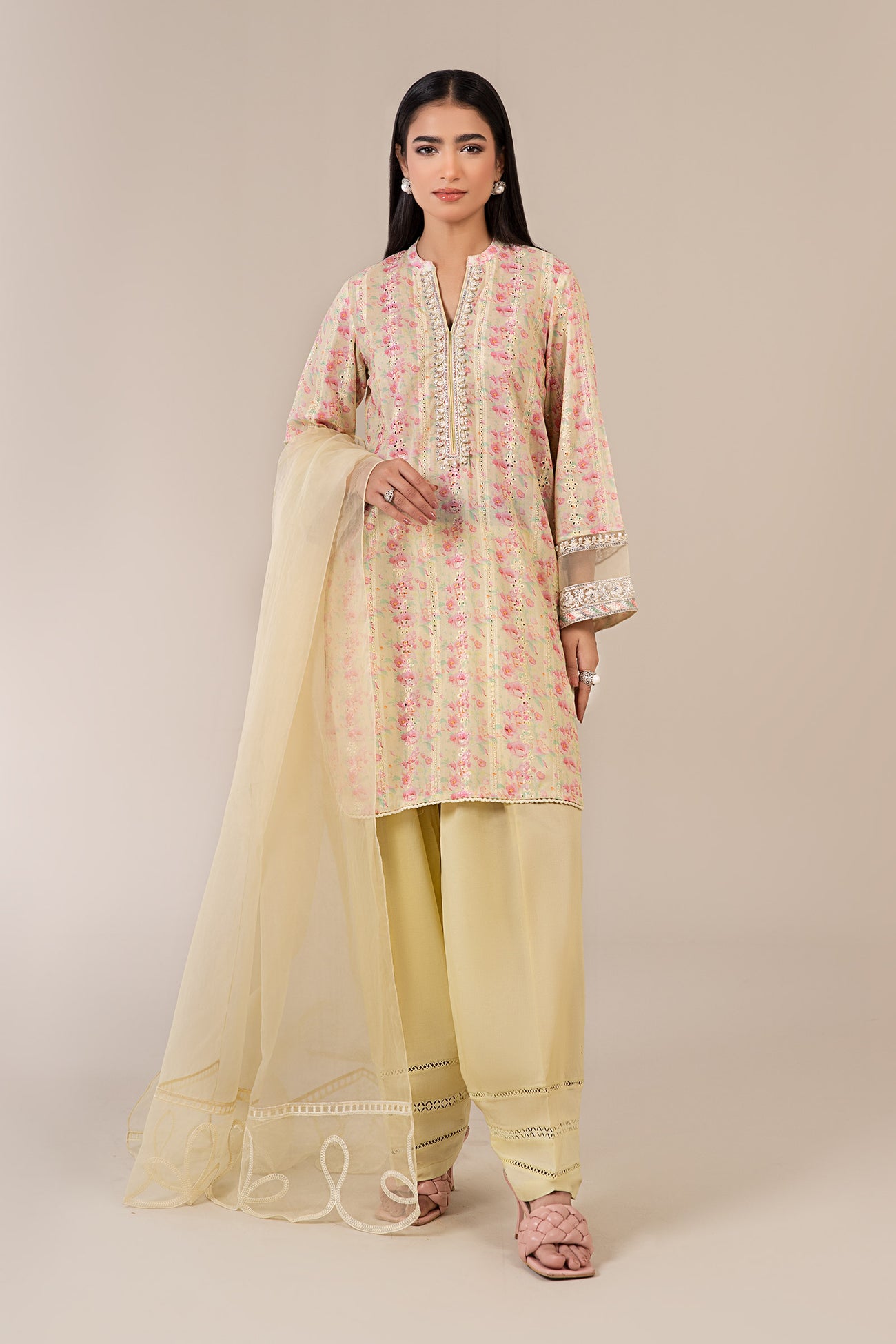 3 Piece Embroidered Lawn Suit