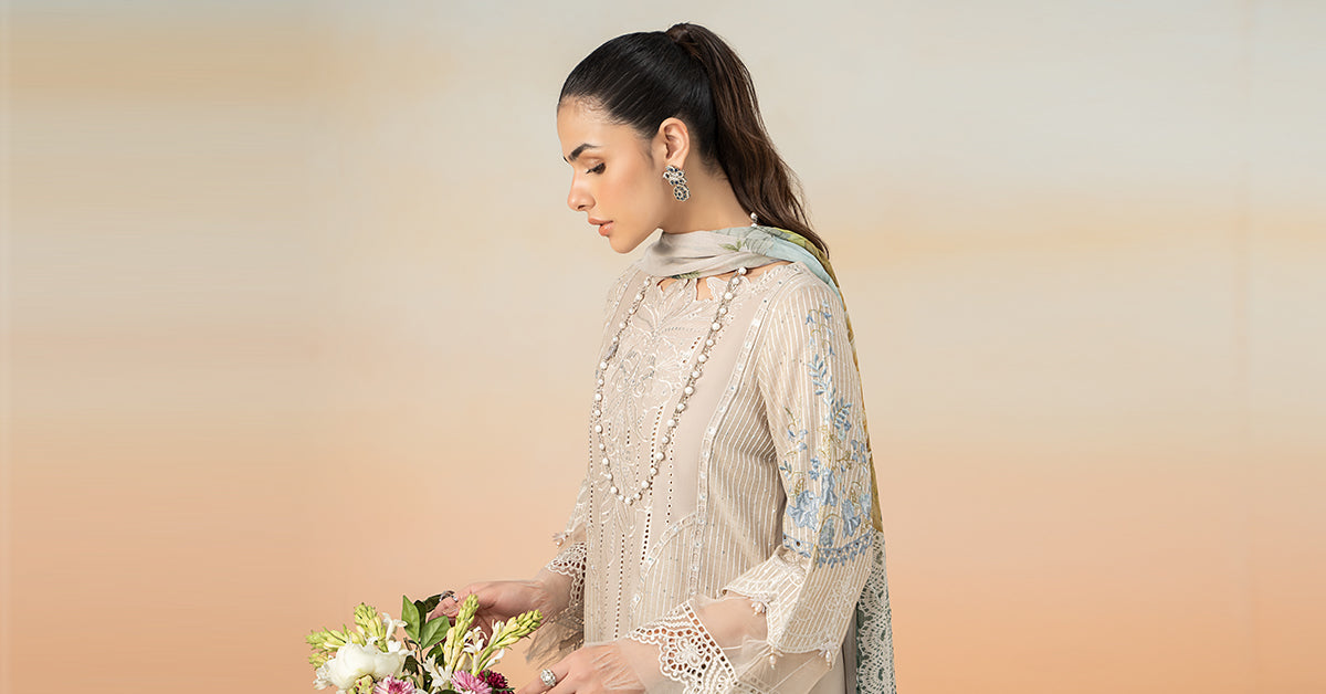 3 Piece Embroidered Lawn Suit