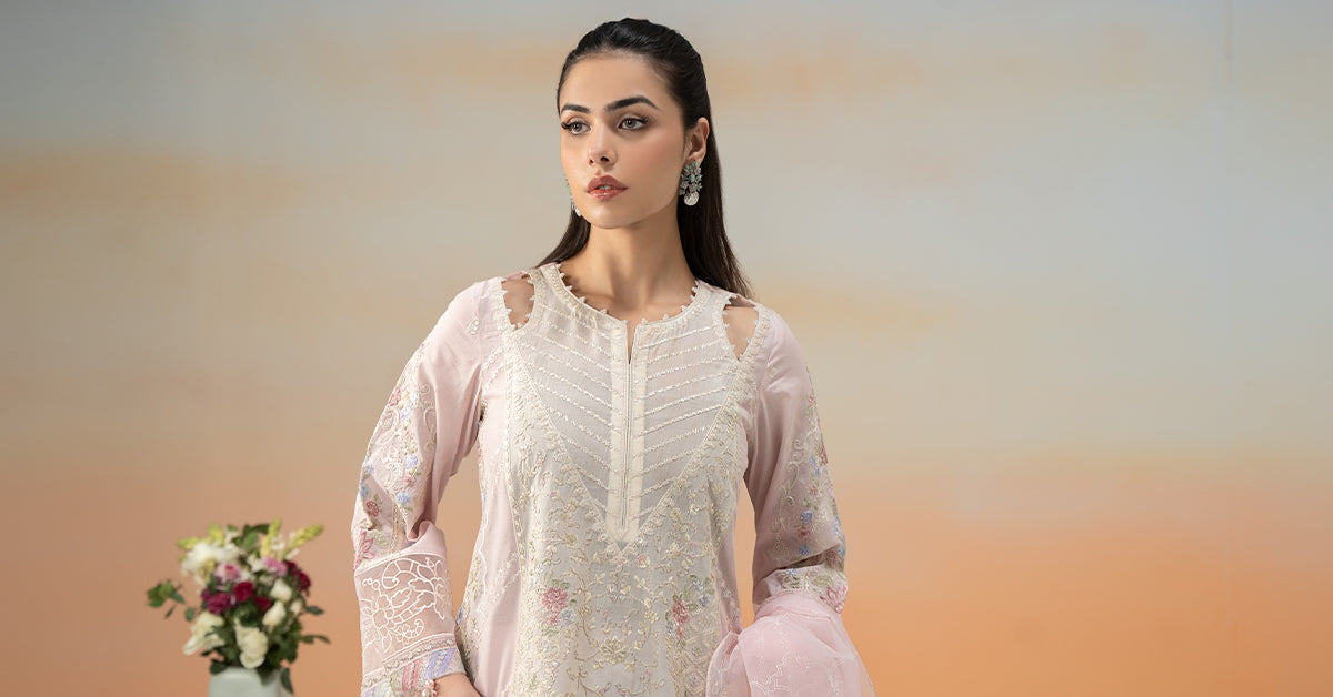 3 Piece Embroidered Lawn Suit