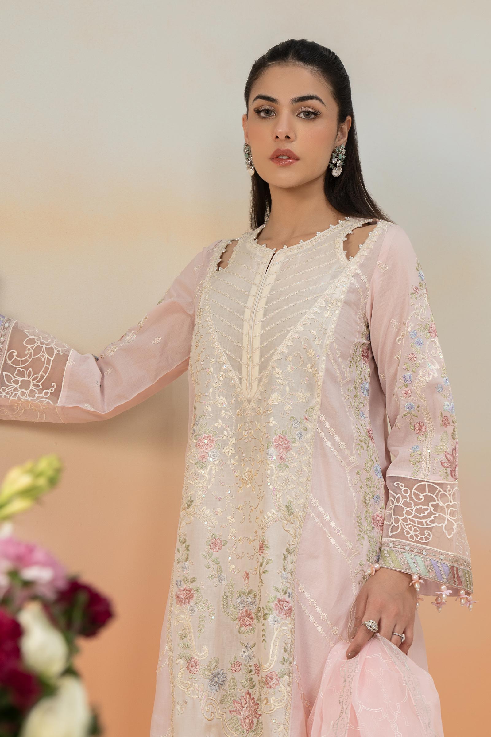 3 Piece Embroidered Lawn Suit