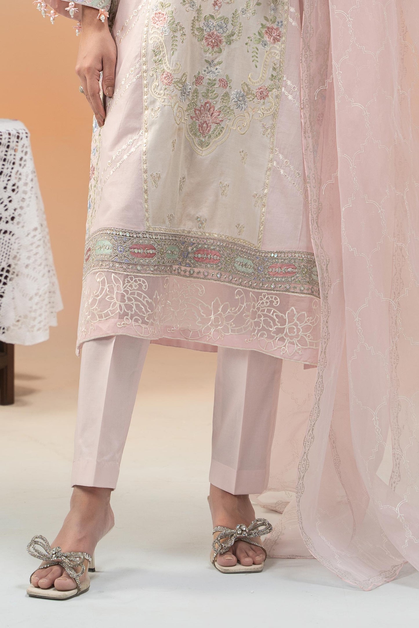 3 Piece Embroidered Lawn Suit