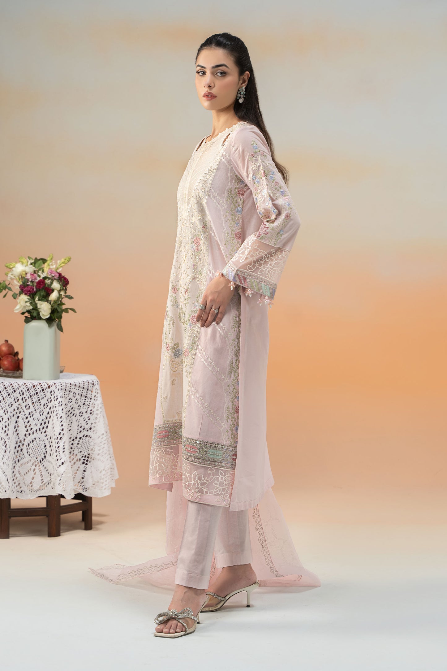 3 Piece Embroidered Lawn Suit