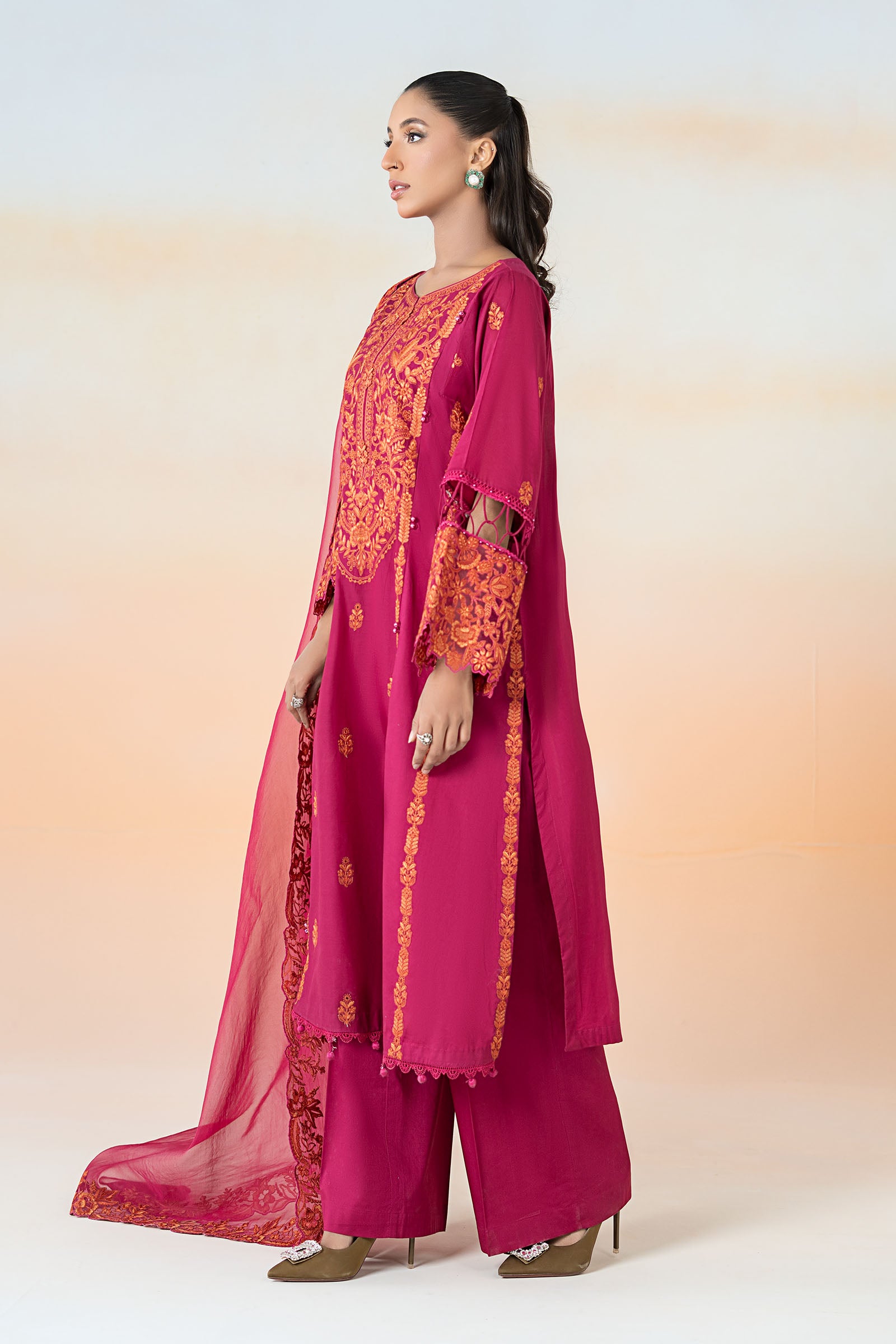 3 Piece Embroidered Lawn Suit