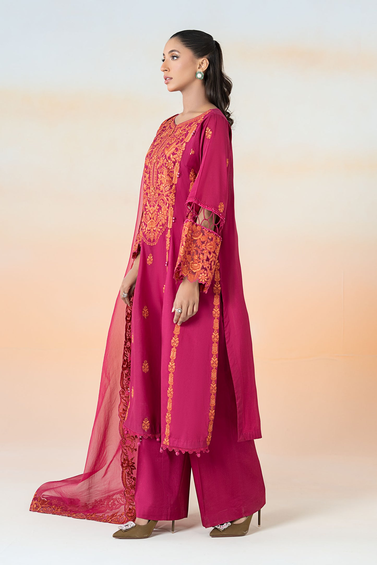 3 Piece Embroidered Lawn Suit