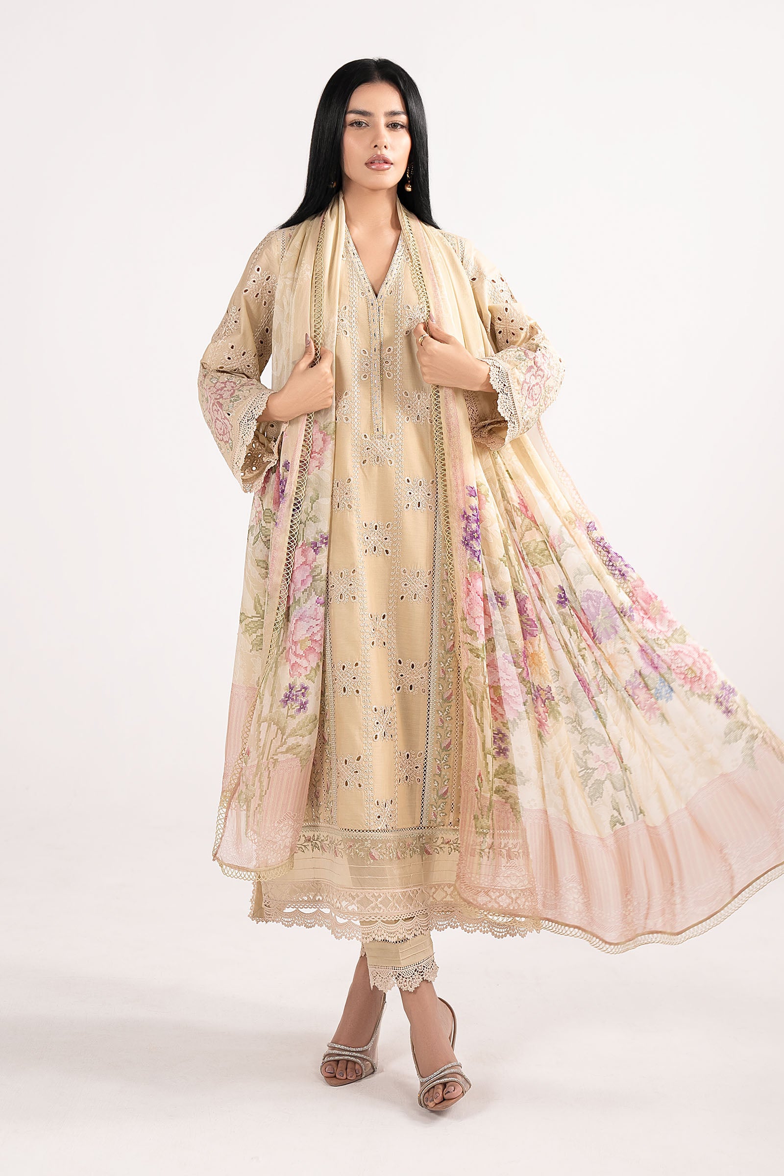 3 Piece Embroidered Lawn Suit