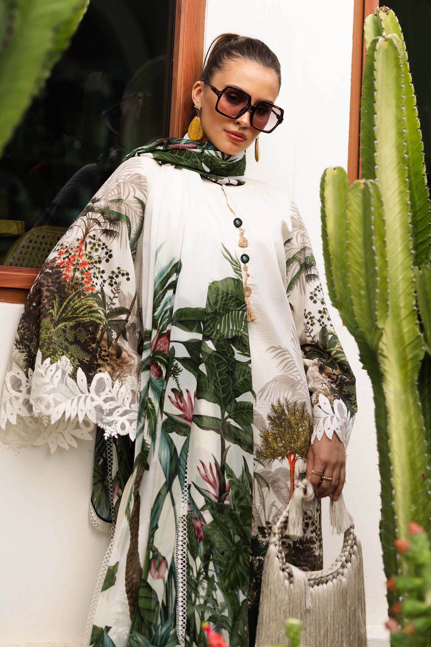 3 Piece Embroidered Lawn Suit