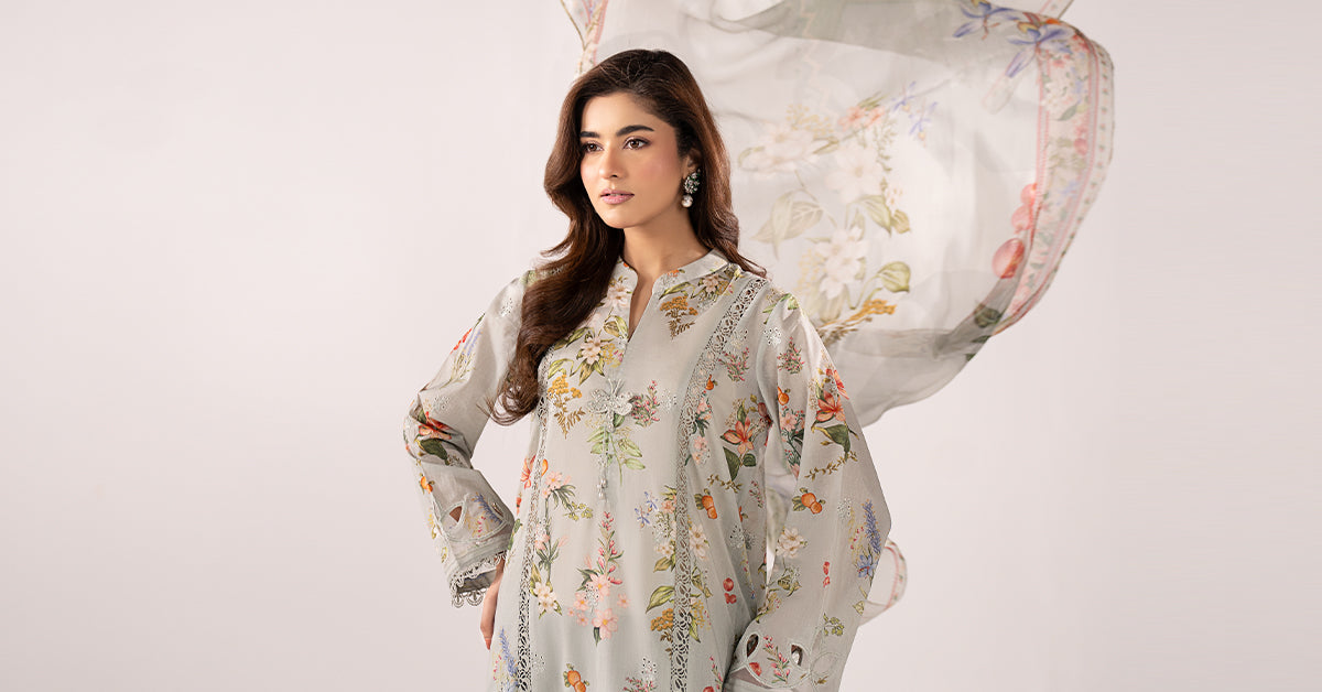 3 Piece Embroidered Lawn Suit