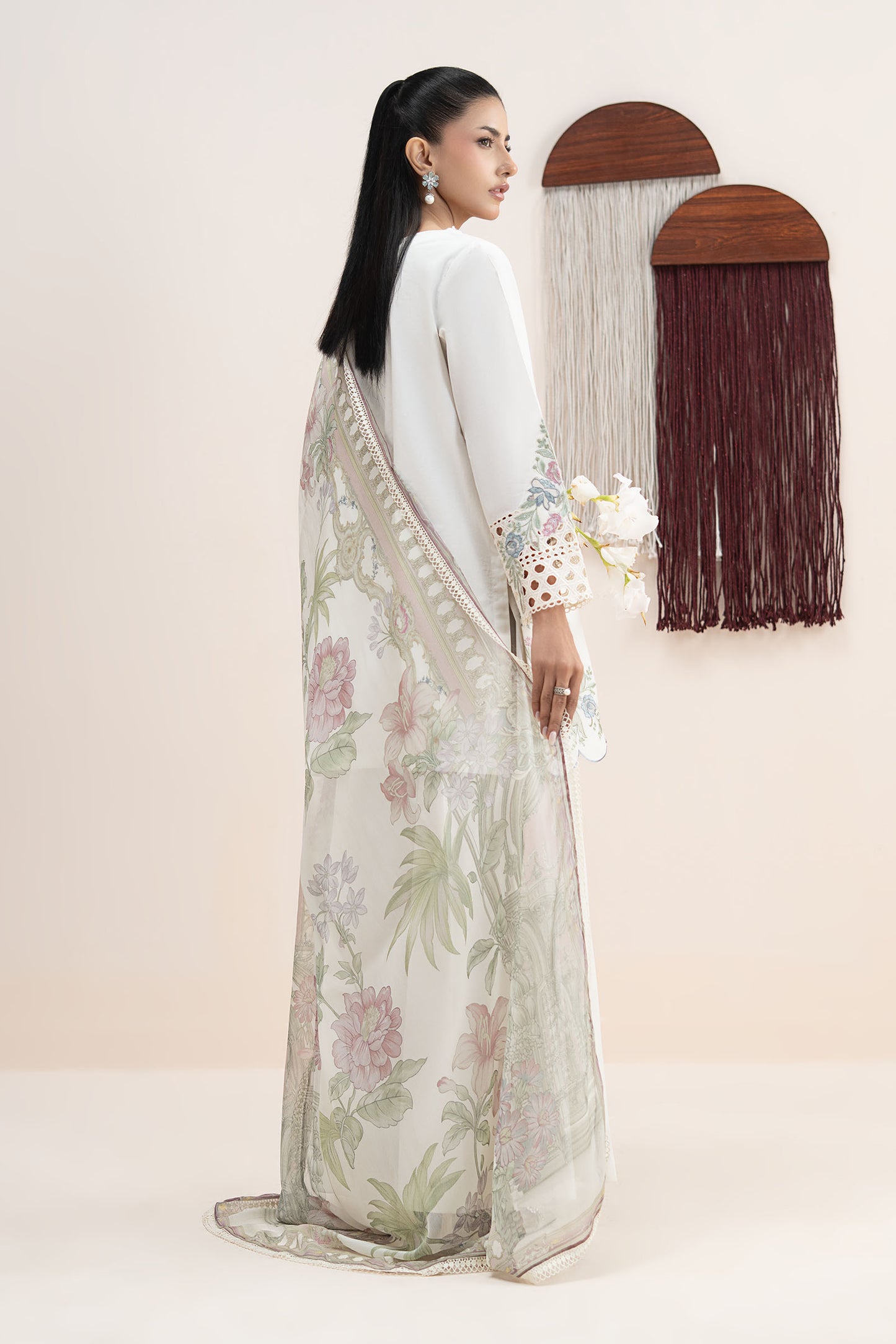 3 Piece Embroidered Lawn Suit