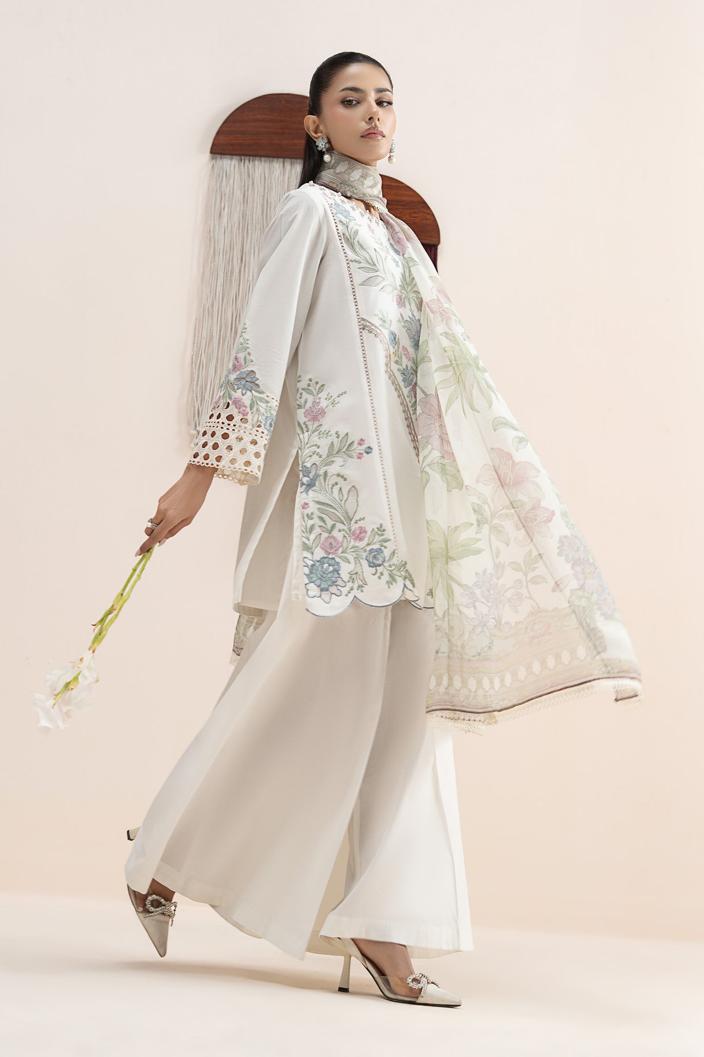 3 Piece Embroidered Lawn Suit