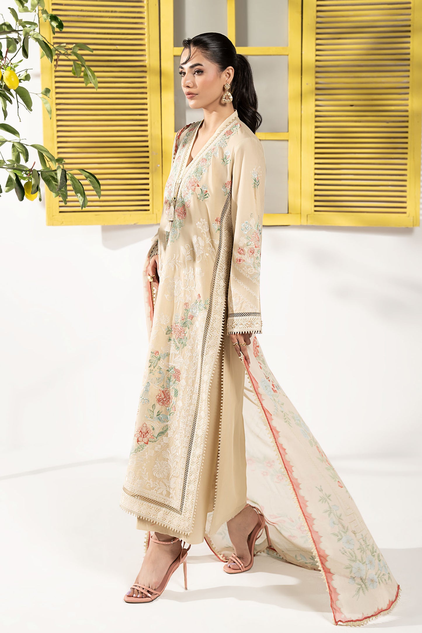 3 Piece Embroidered Lawn Suit