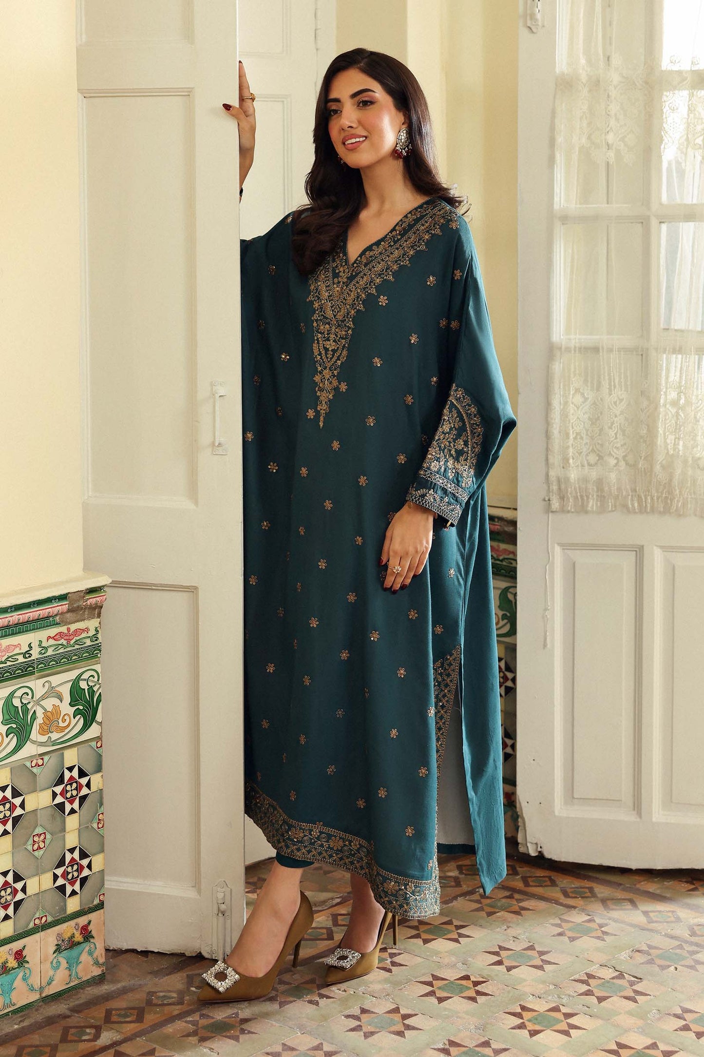 2 Piece Embroidered Grip Suit