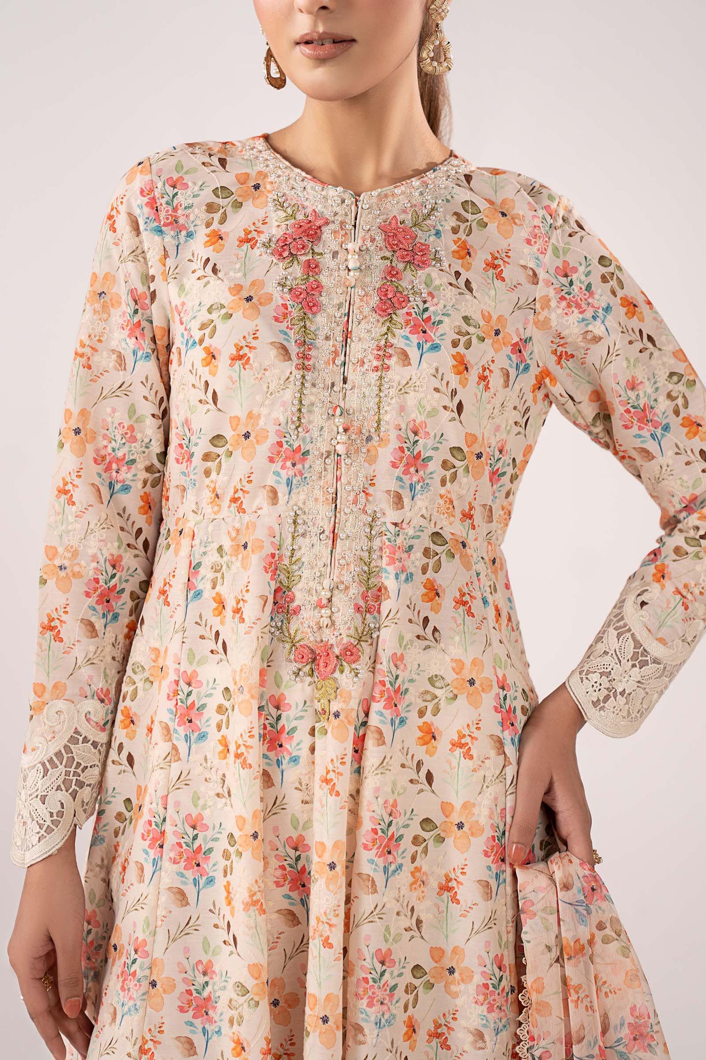 3 Piece Embroidered Lawn Suit
