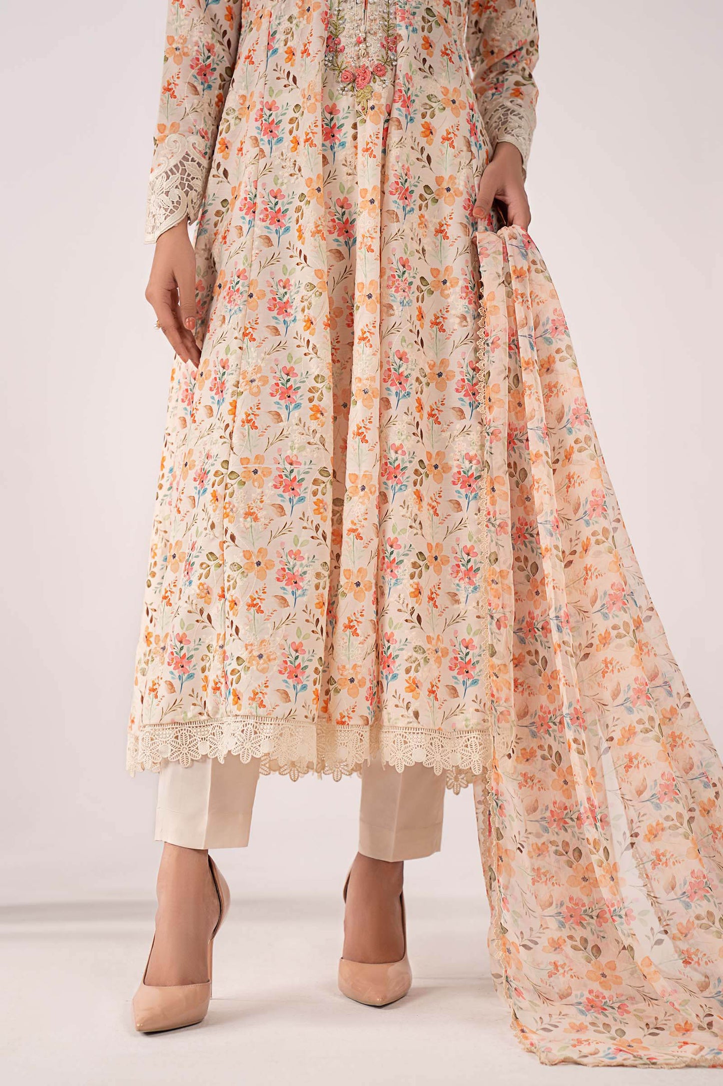 3 Piece Embroidered Lawn Suit