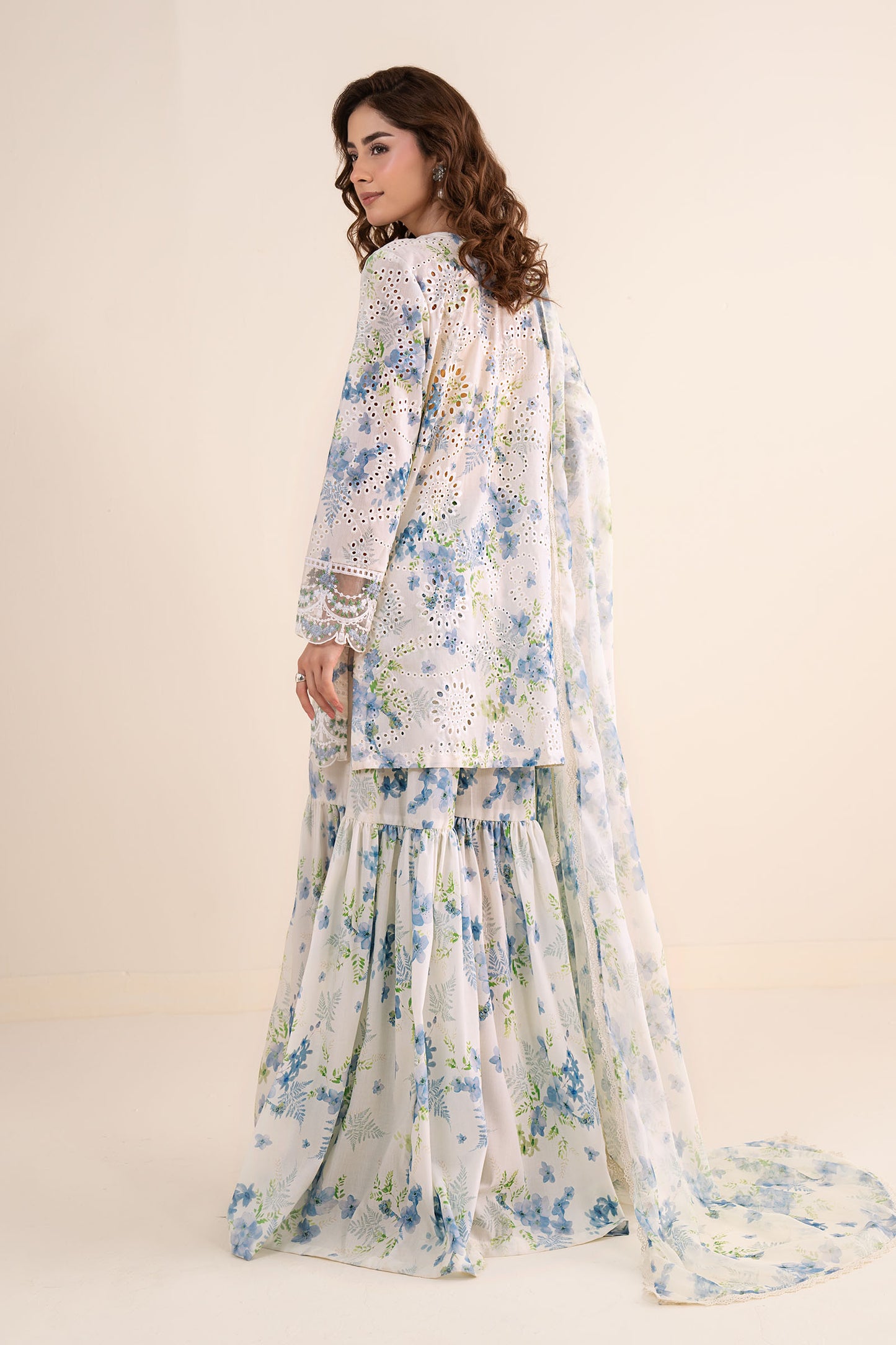 3 Piece Embroidered Lawn Suit