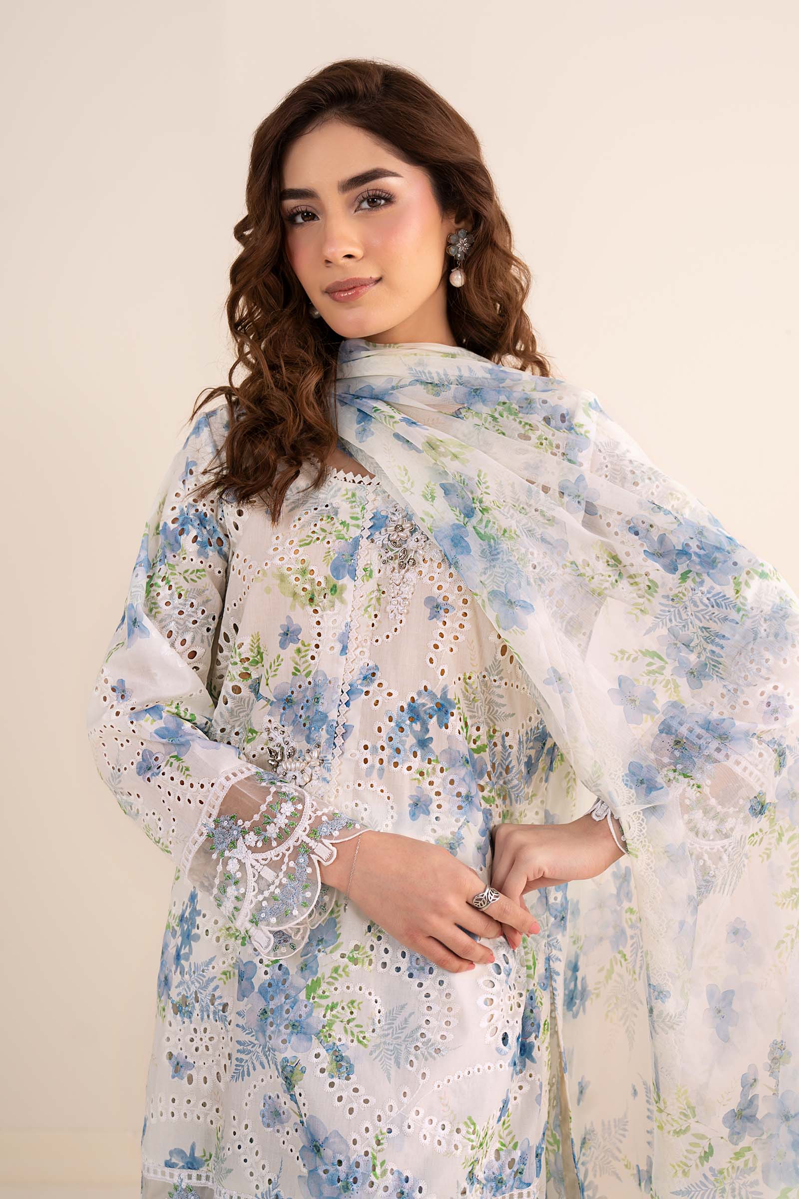 3 Piece Embroidered Lawn Suit