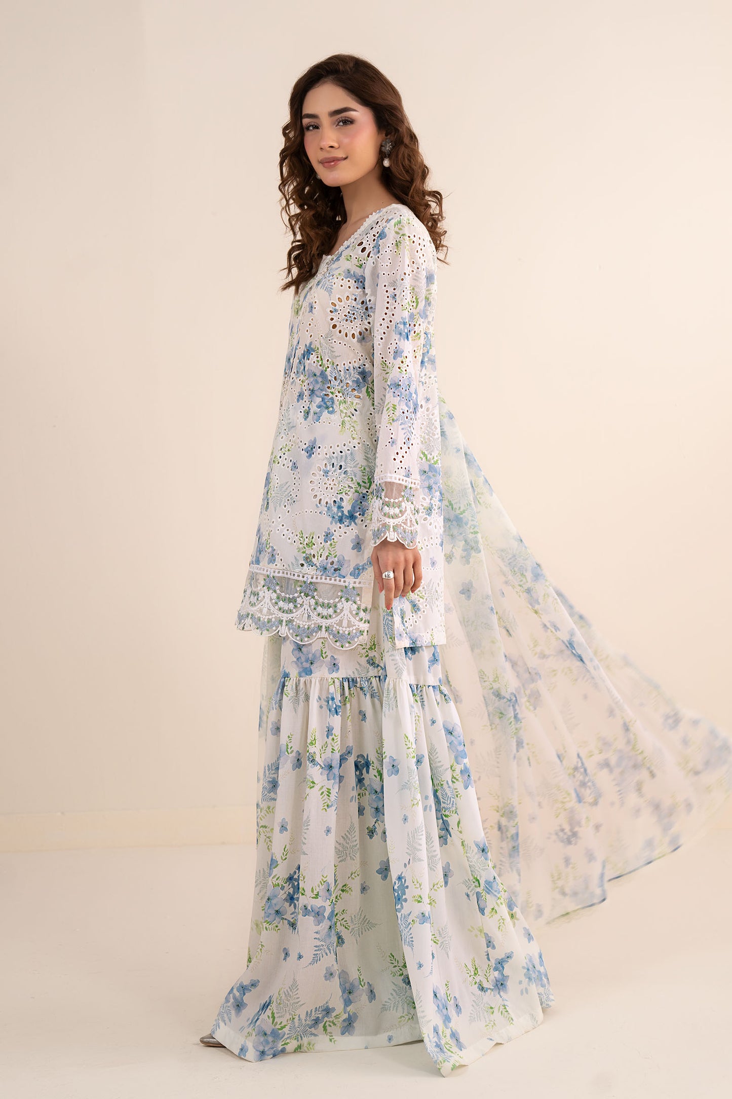 3 Piece Embroidered Lawn Suit