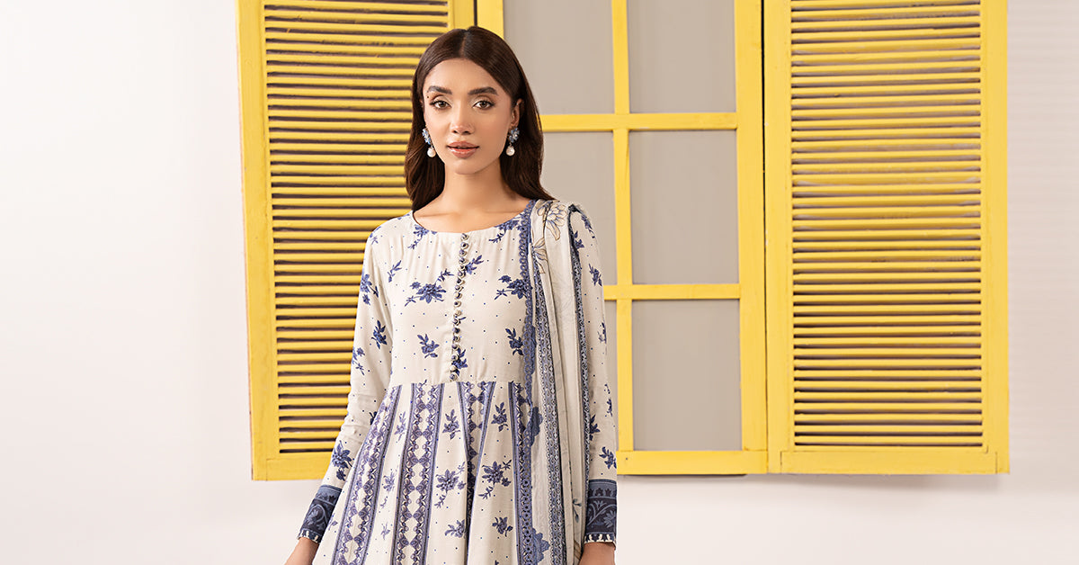 3 Piece Embroidered Pk Raw Silk Suit