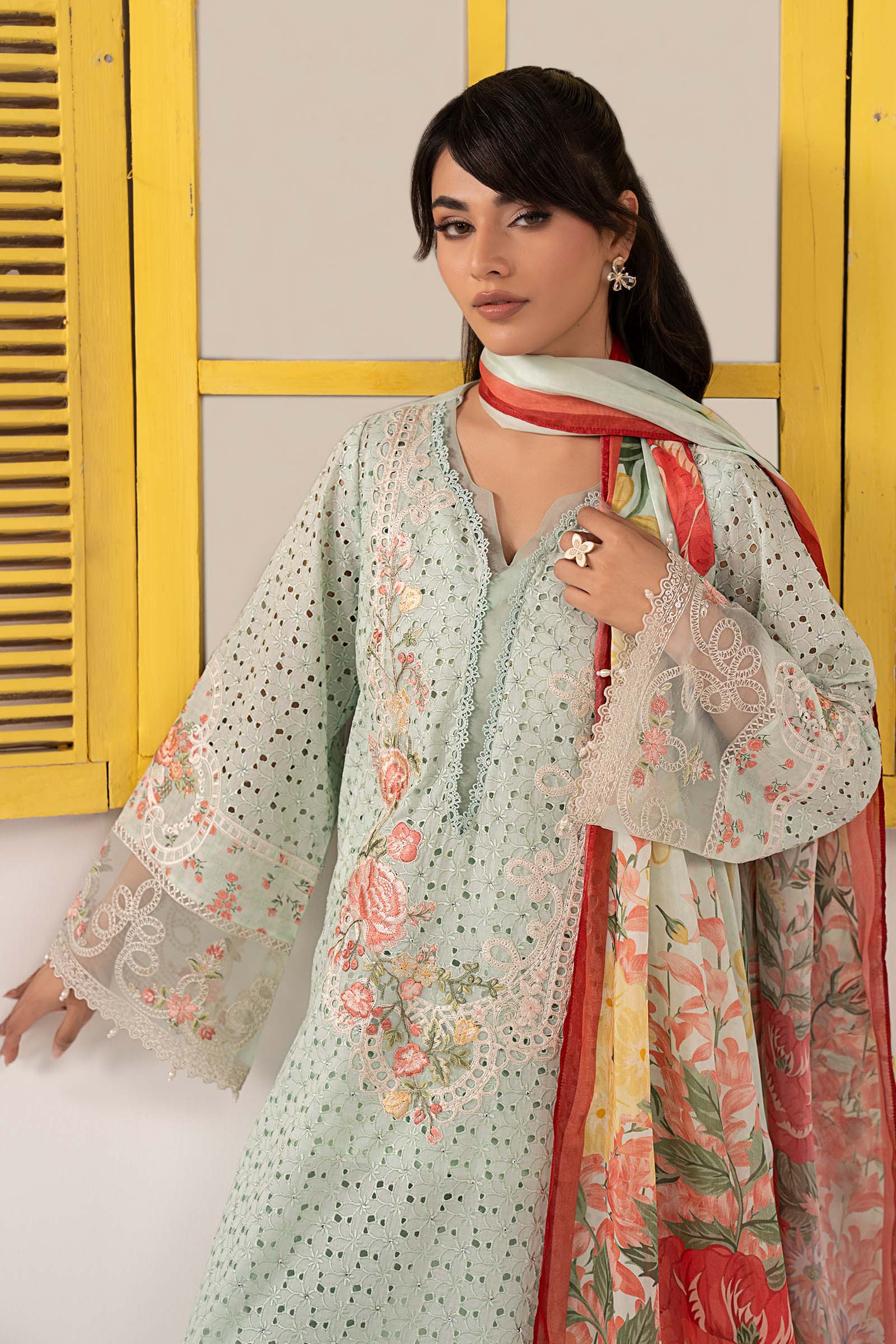 3 Piece Embroidered Lawn Suit