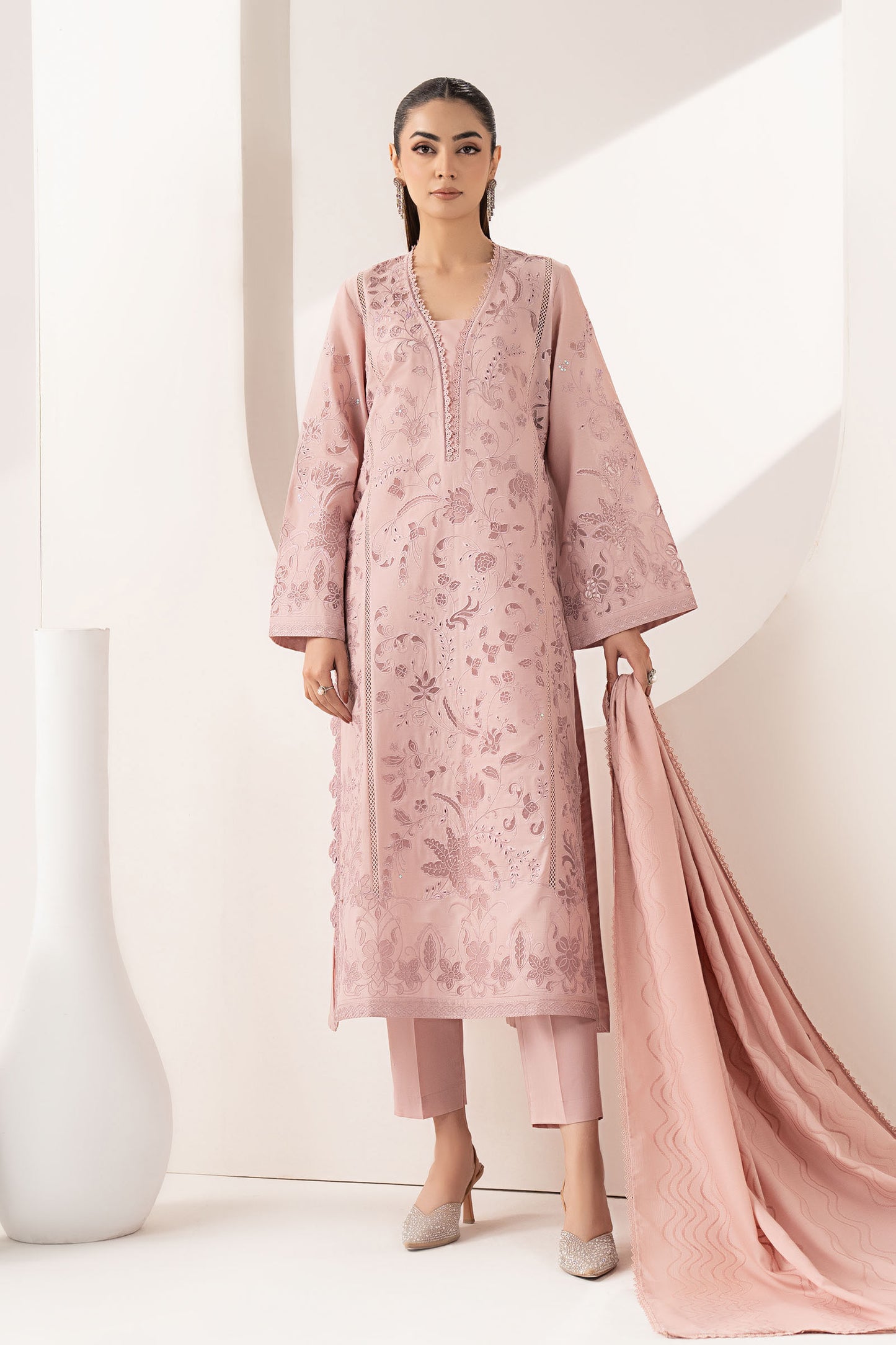 3 Piece Embroidered Lawn Suit