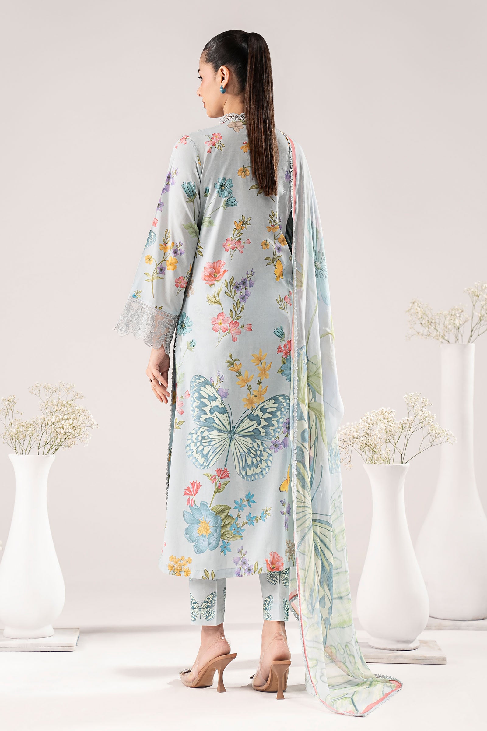 3 Piece Embroidered Lawn Suit