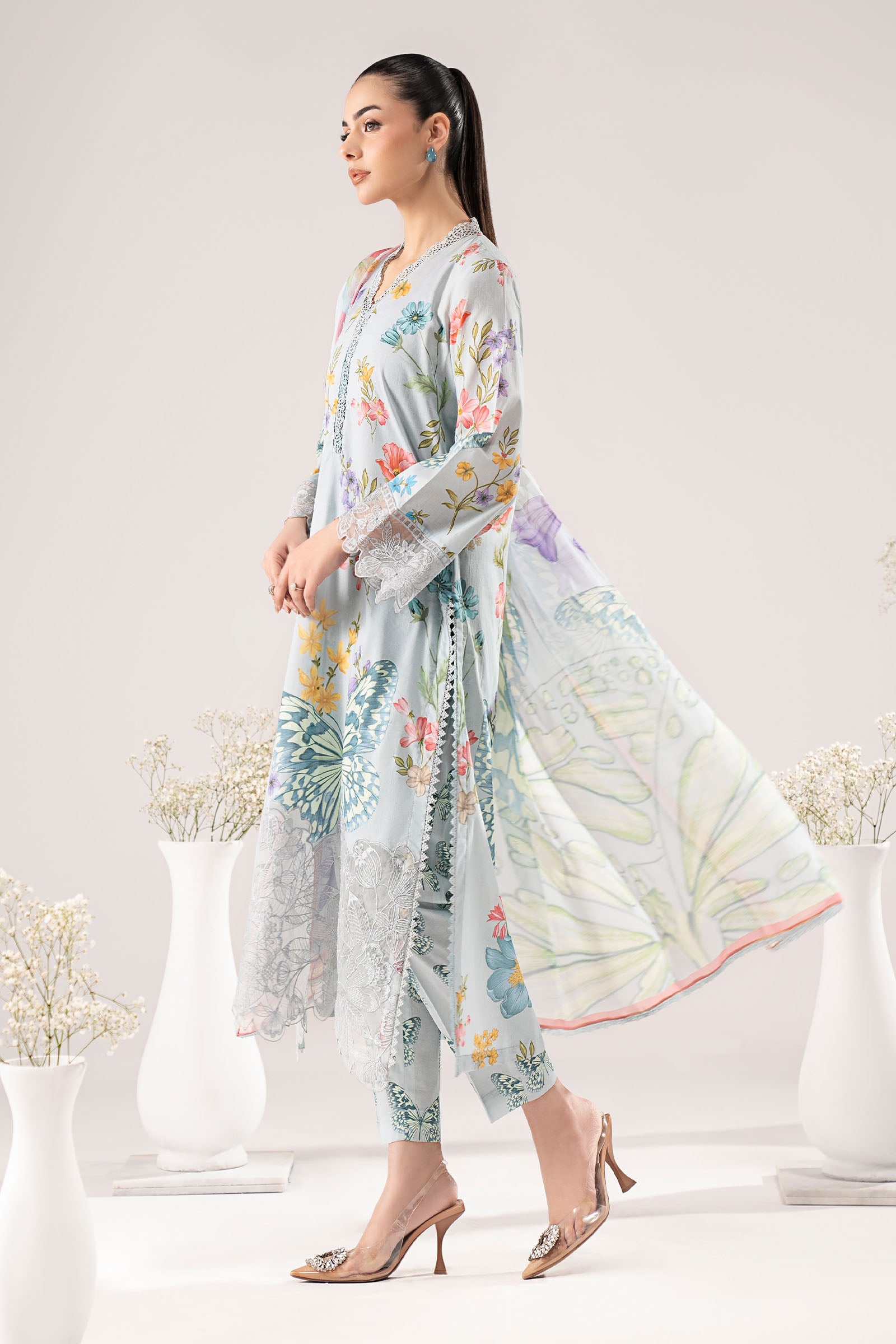 3 Piece Embroidered Lawn Suit