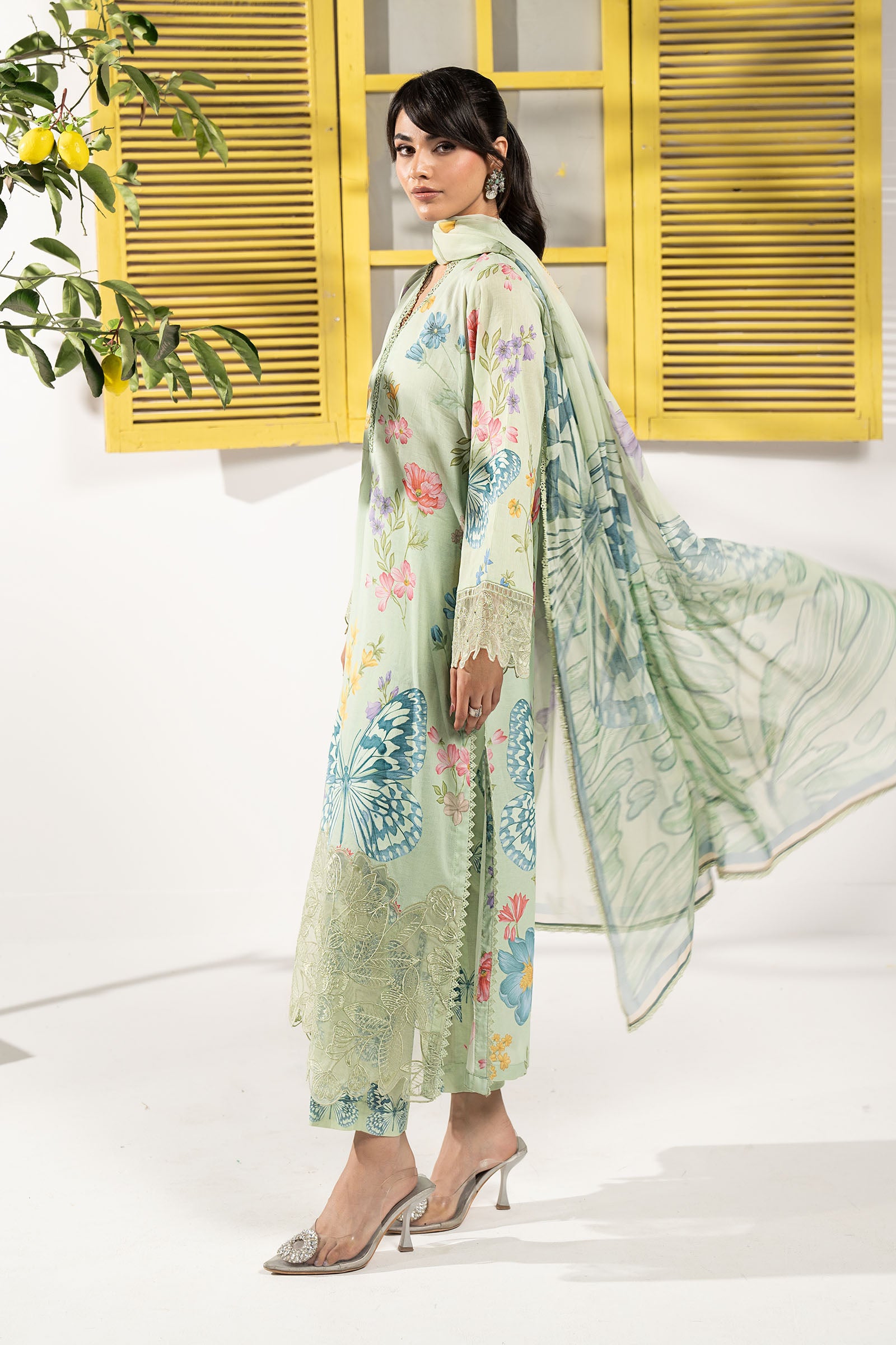 3 Piece Embroidered Lawn Suit