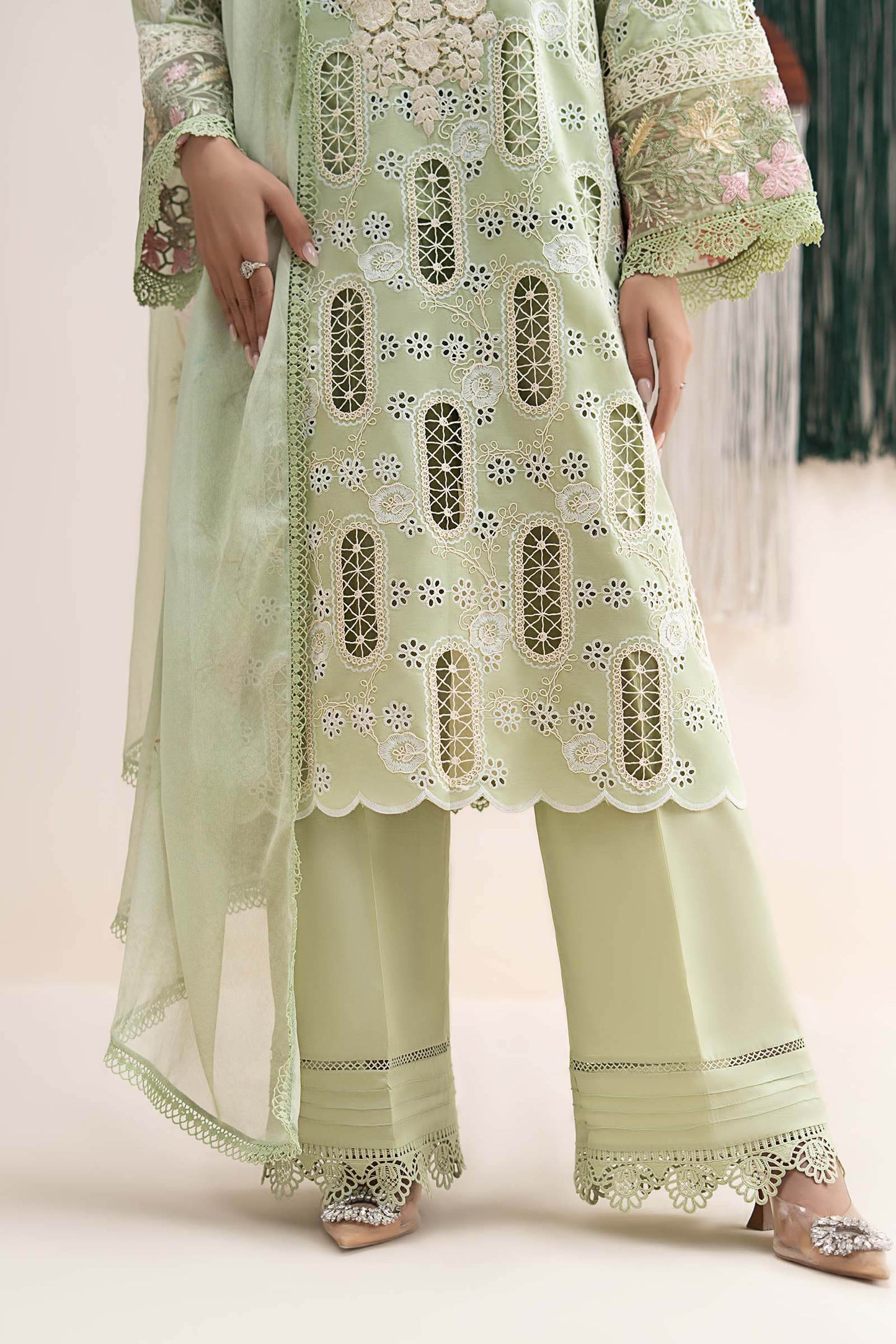 3 Piece Embroidered Lawn Suit