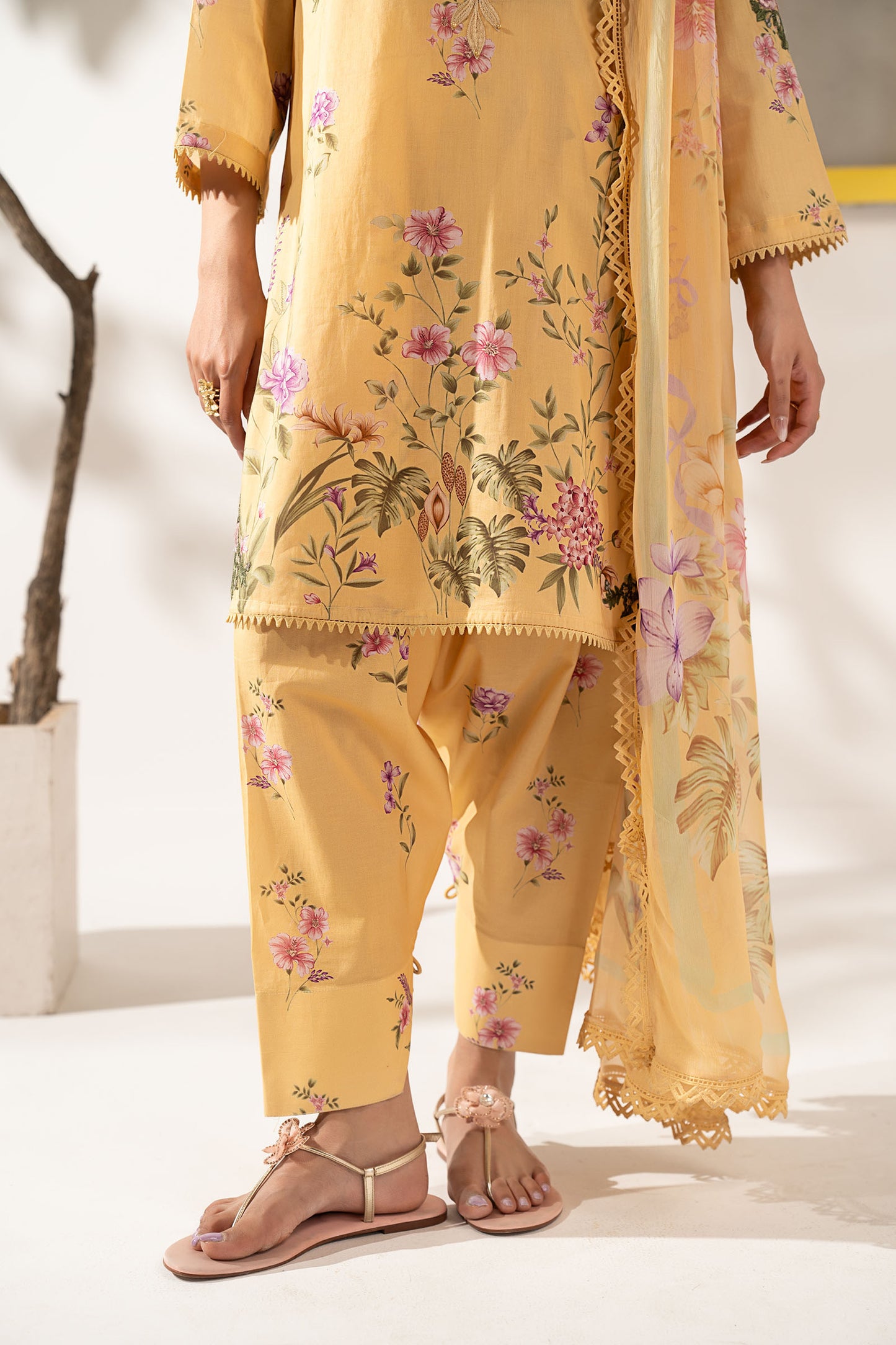 3 Piece Embroidered Lawn Suit