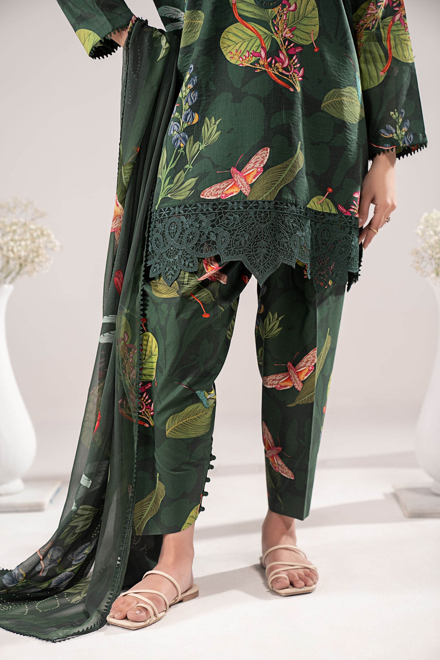 3 Piece Embroidered Lawn Suit